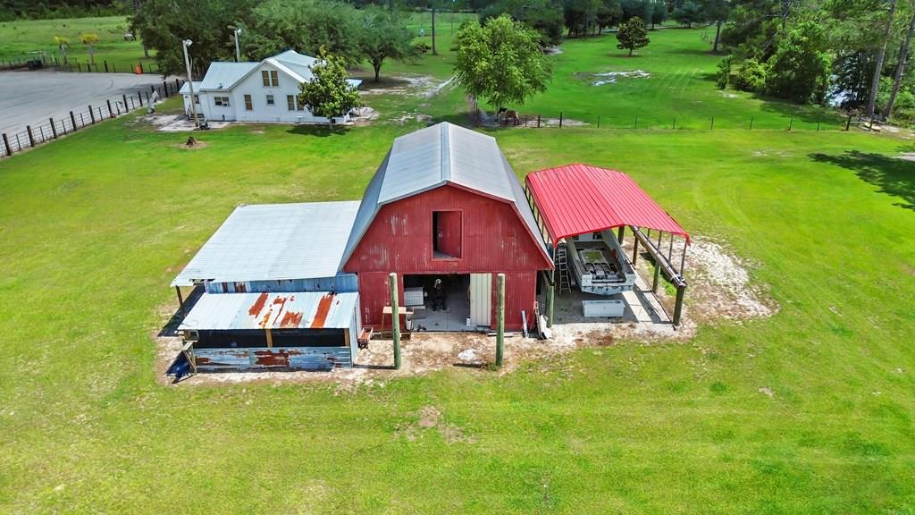 111 Bayberry Dr — photo