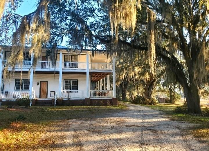 4686 Dunaway Road, Bascom FL 32423