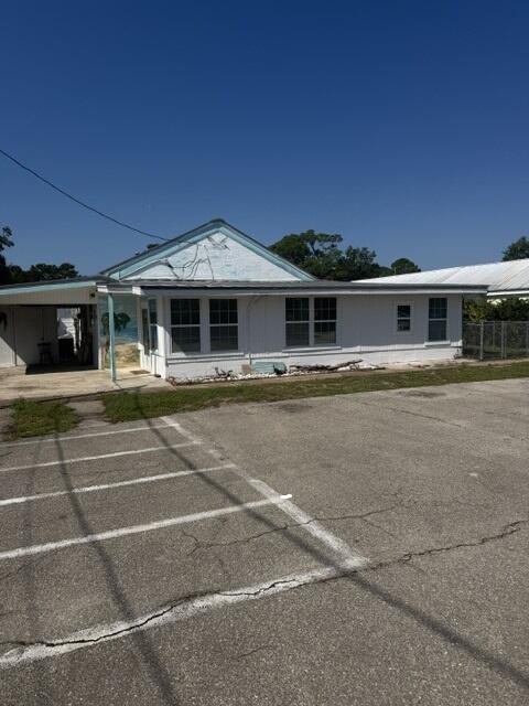 36-1 Holland Ave 1 — photo