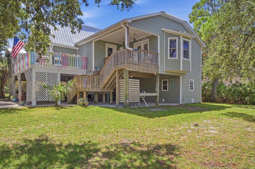 980 E Pine Avenue, St. George Island, FL 32328 — photo 3