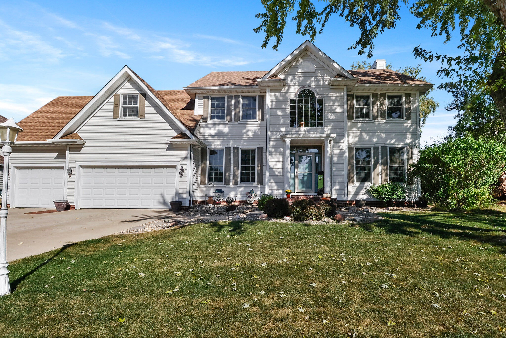 1054 Smallwood Trail — photo