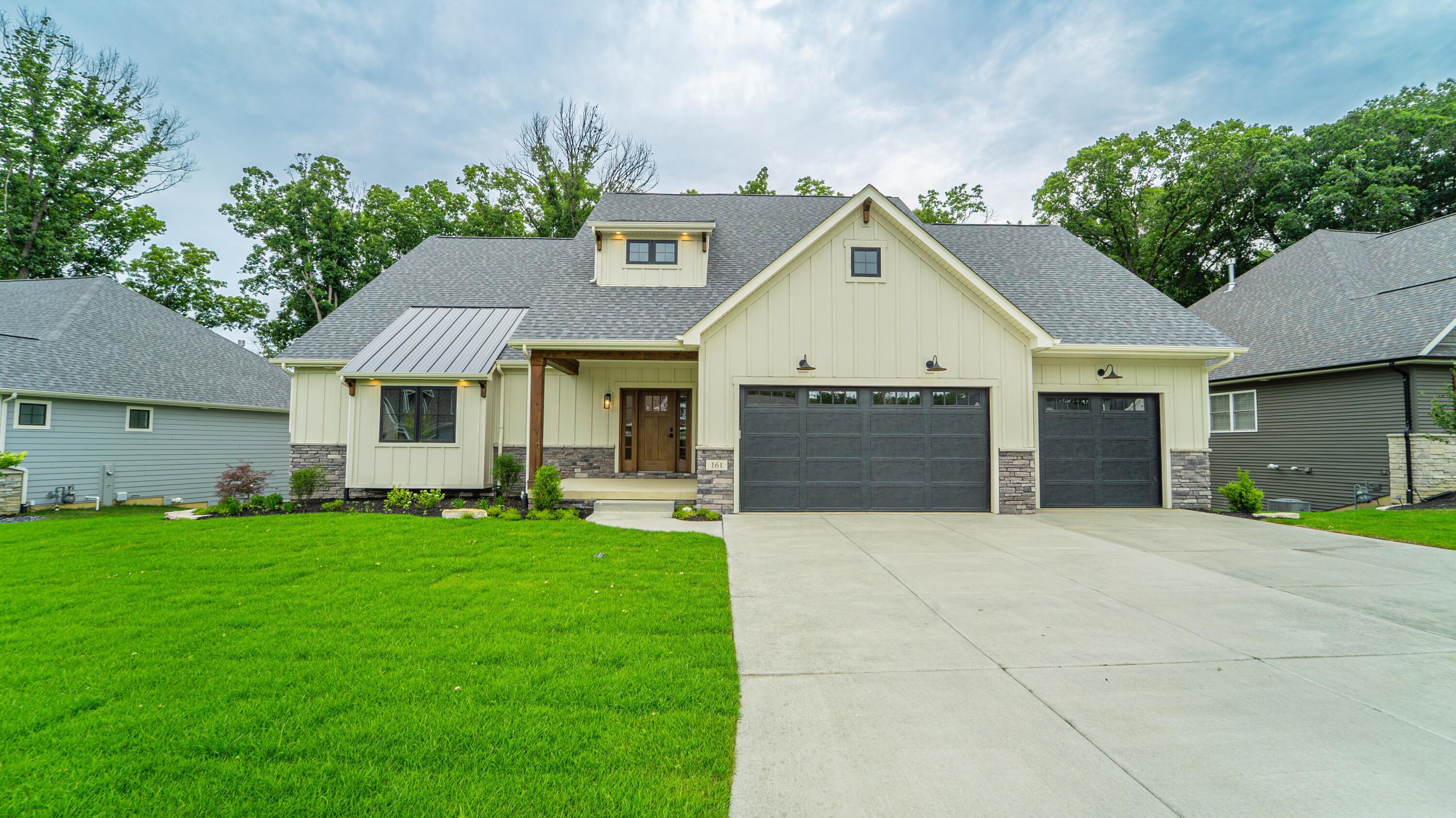 161 N Winterberry Drive — photo