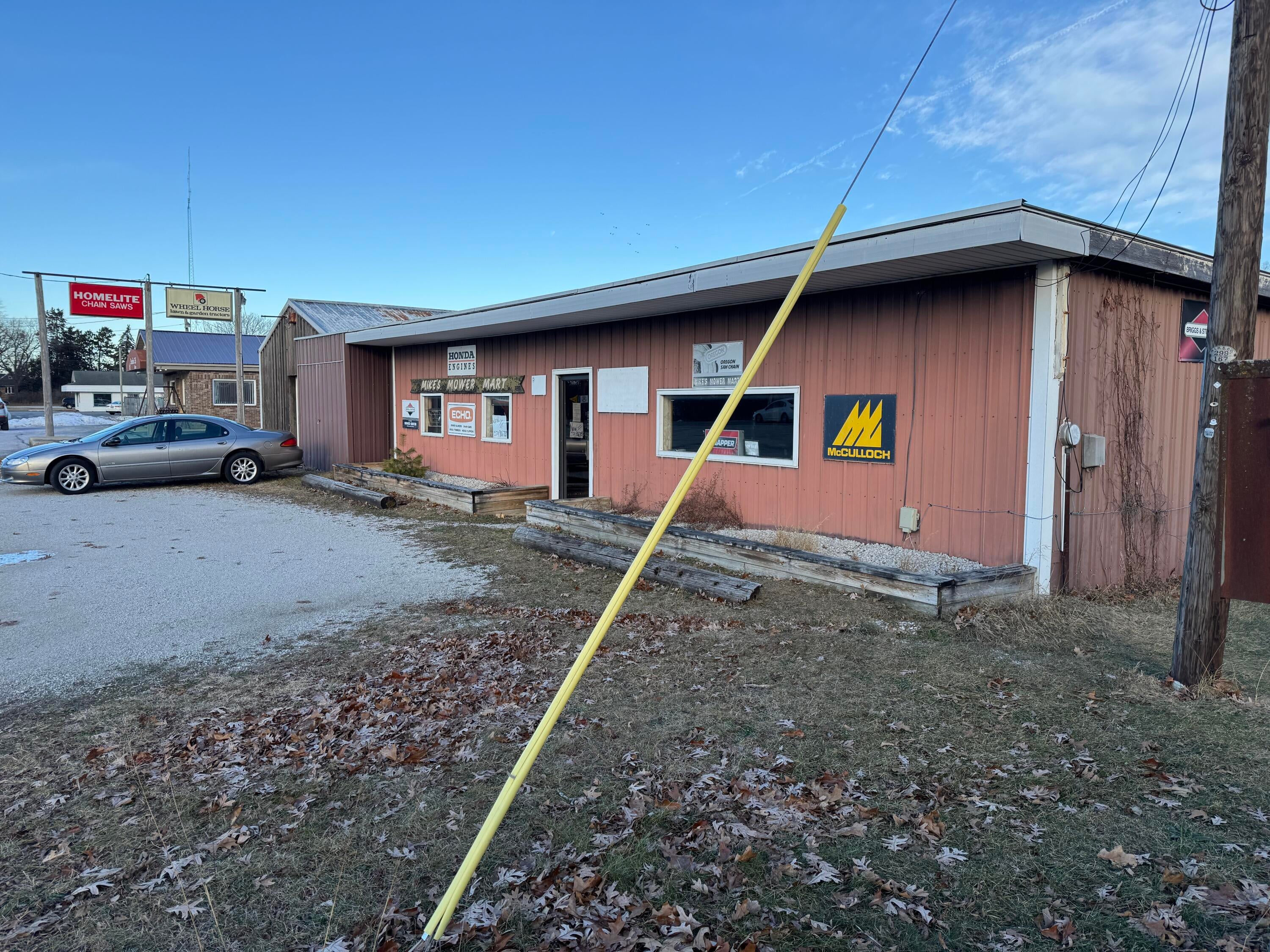 2240 US-35 — photo