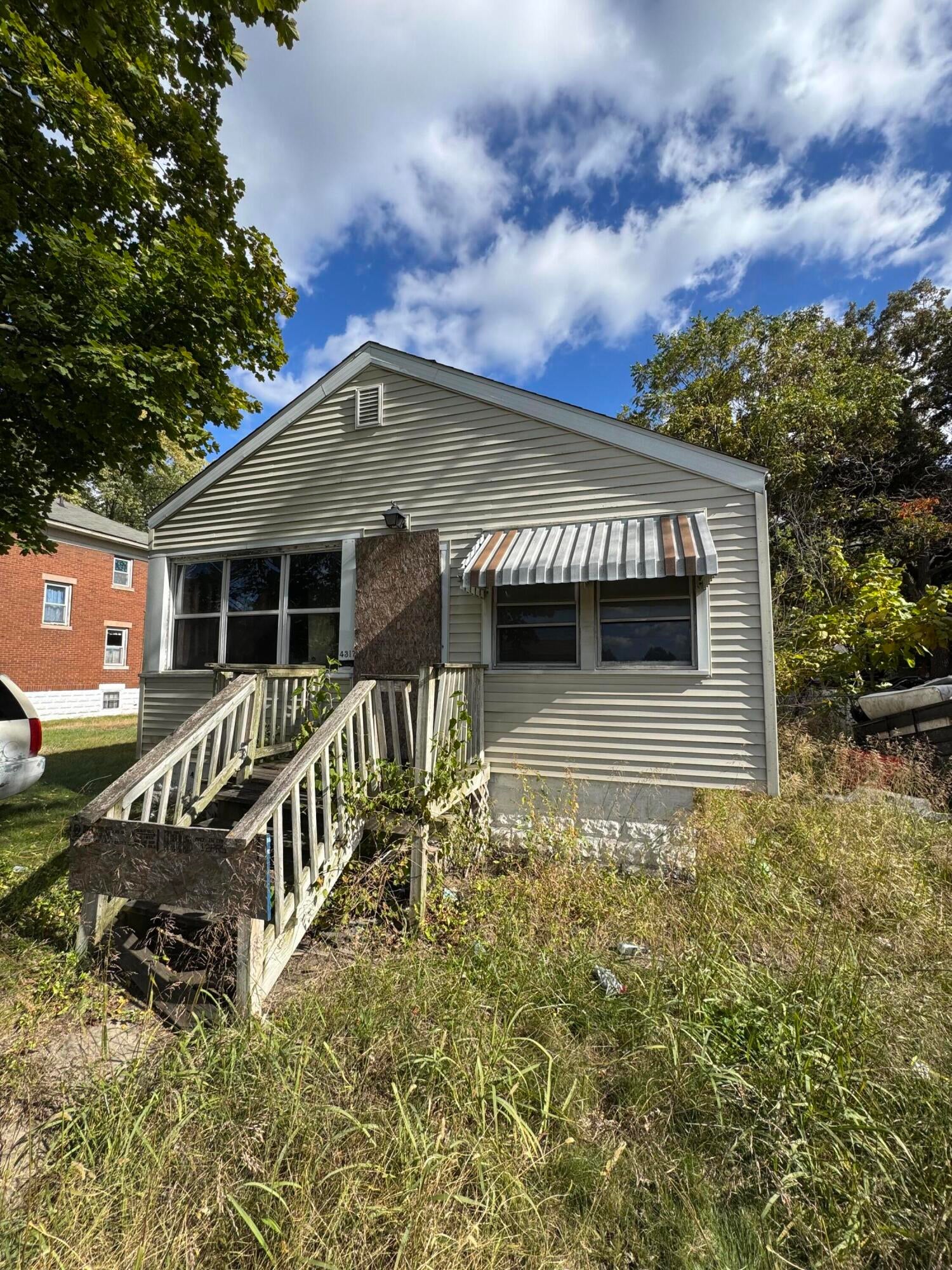 4317 Harrison Street — photo