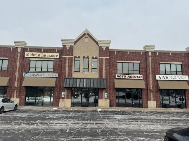 940 W US-30 — photo