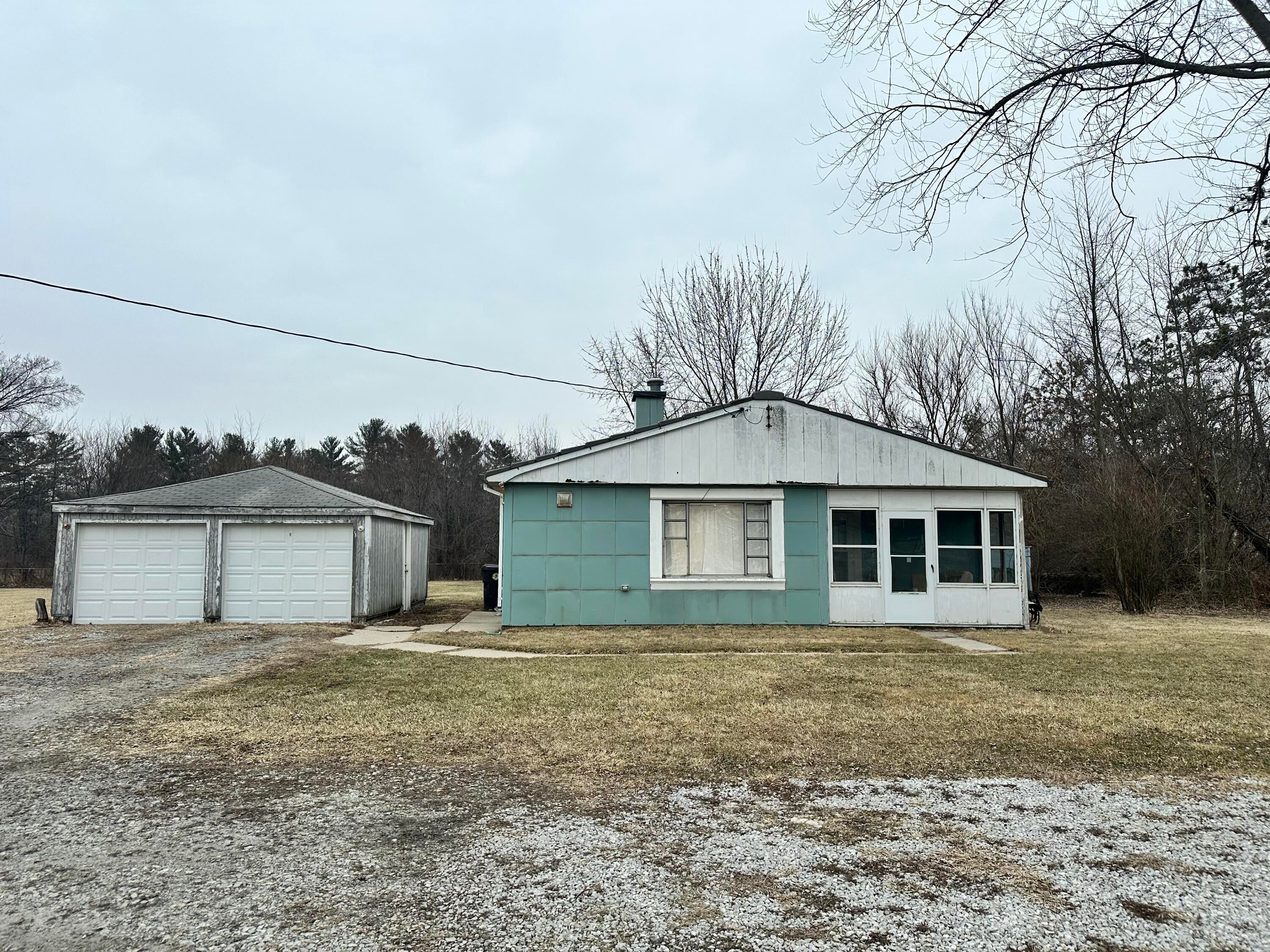 10607 Lane Street — photo