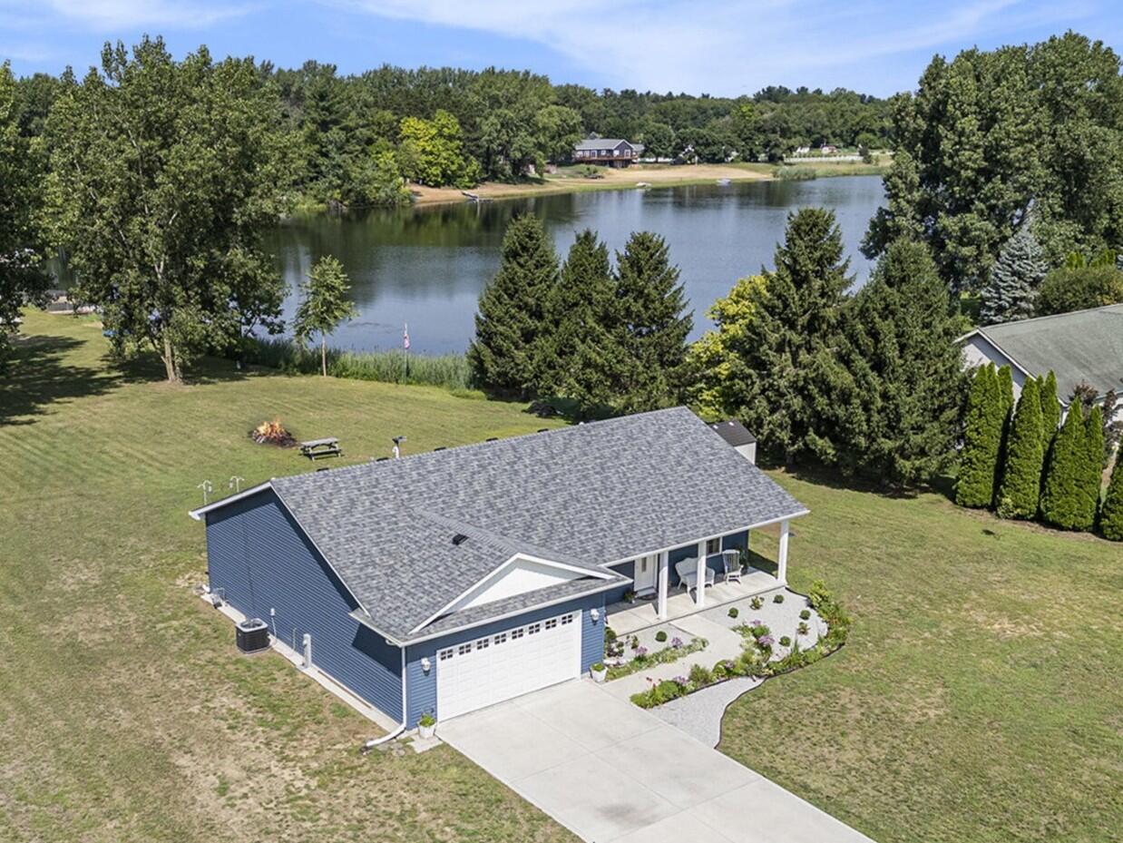 9260 N 225 E — photo