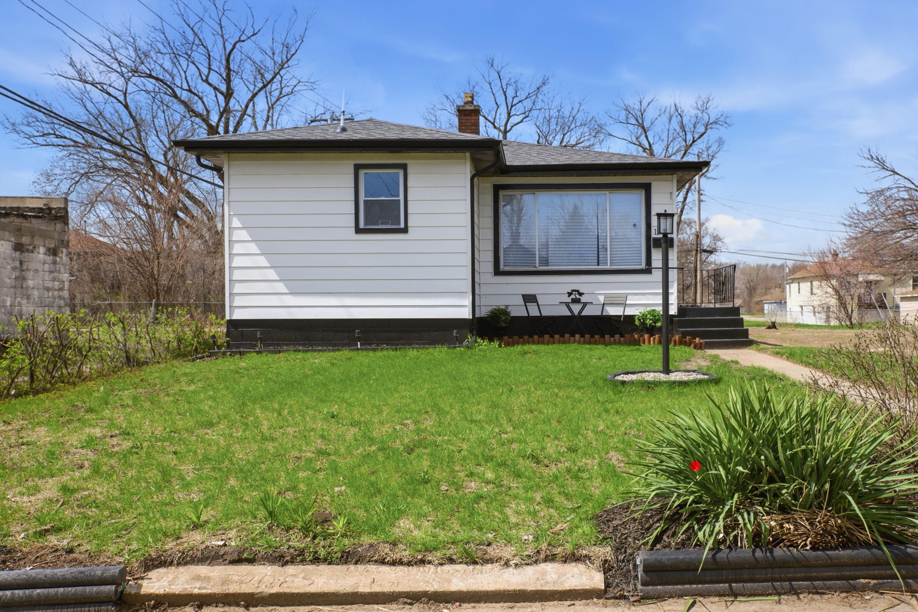 1768 Van Buren Street — photo