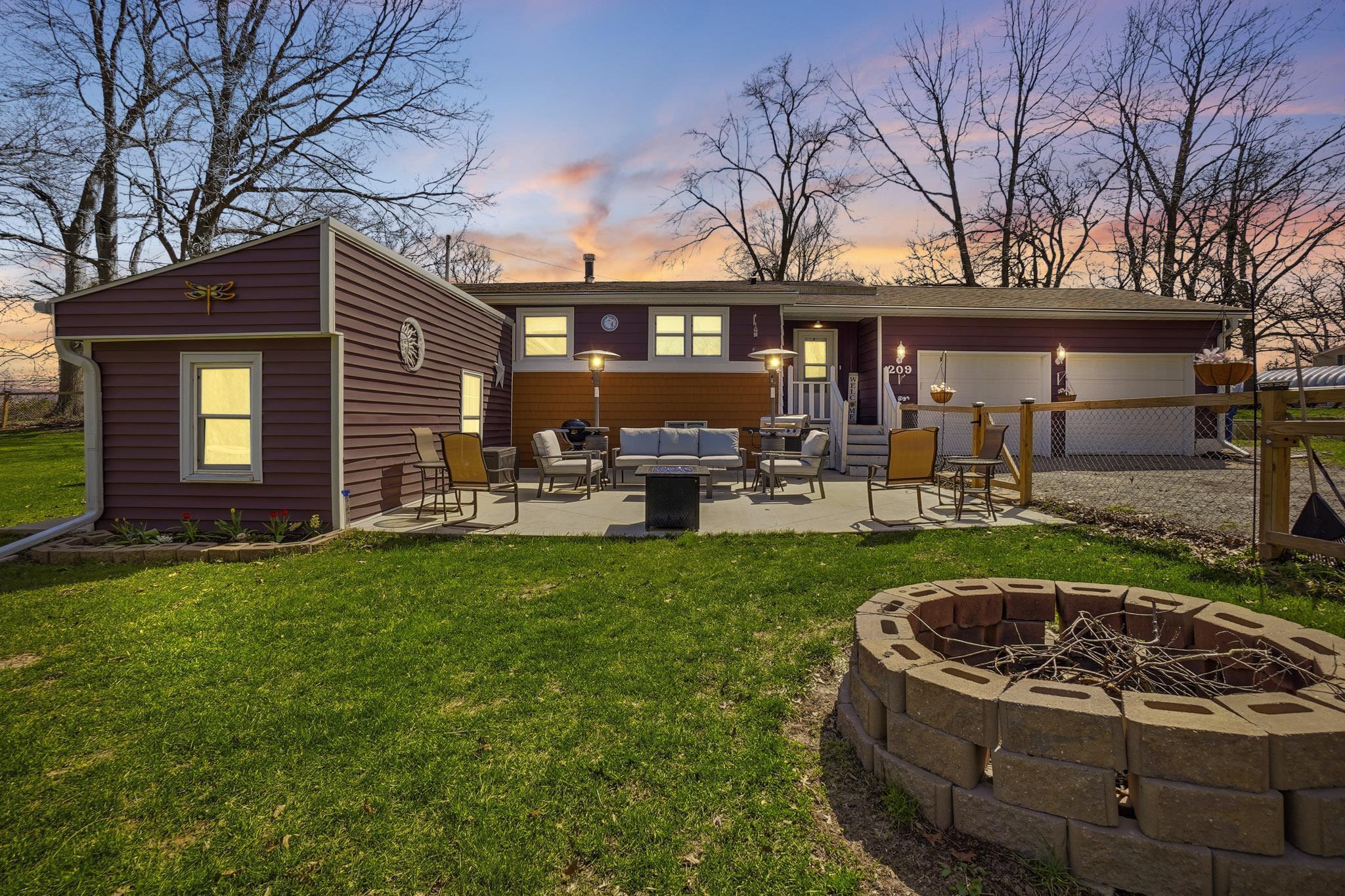 209 S Longshore Drive — photo