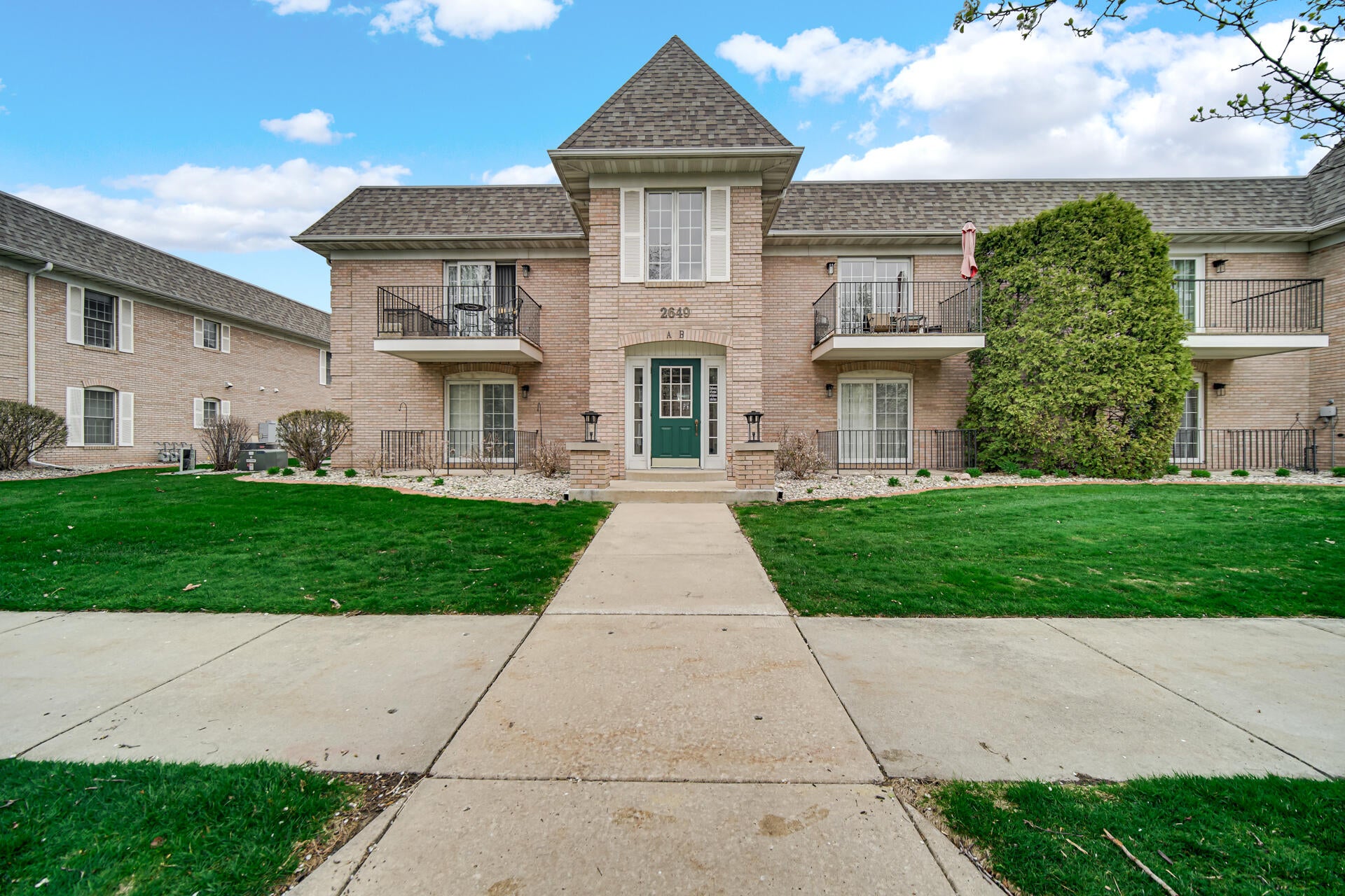 2649 Georgetowne B2 — photo