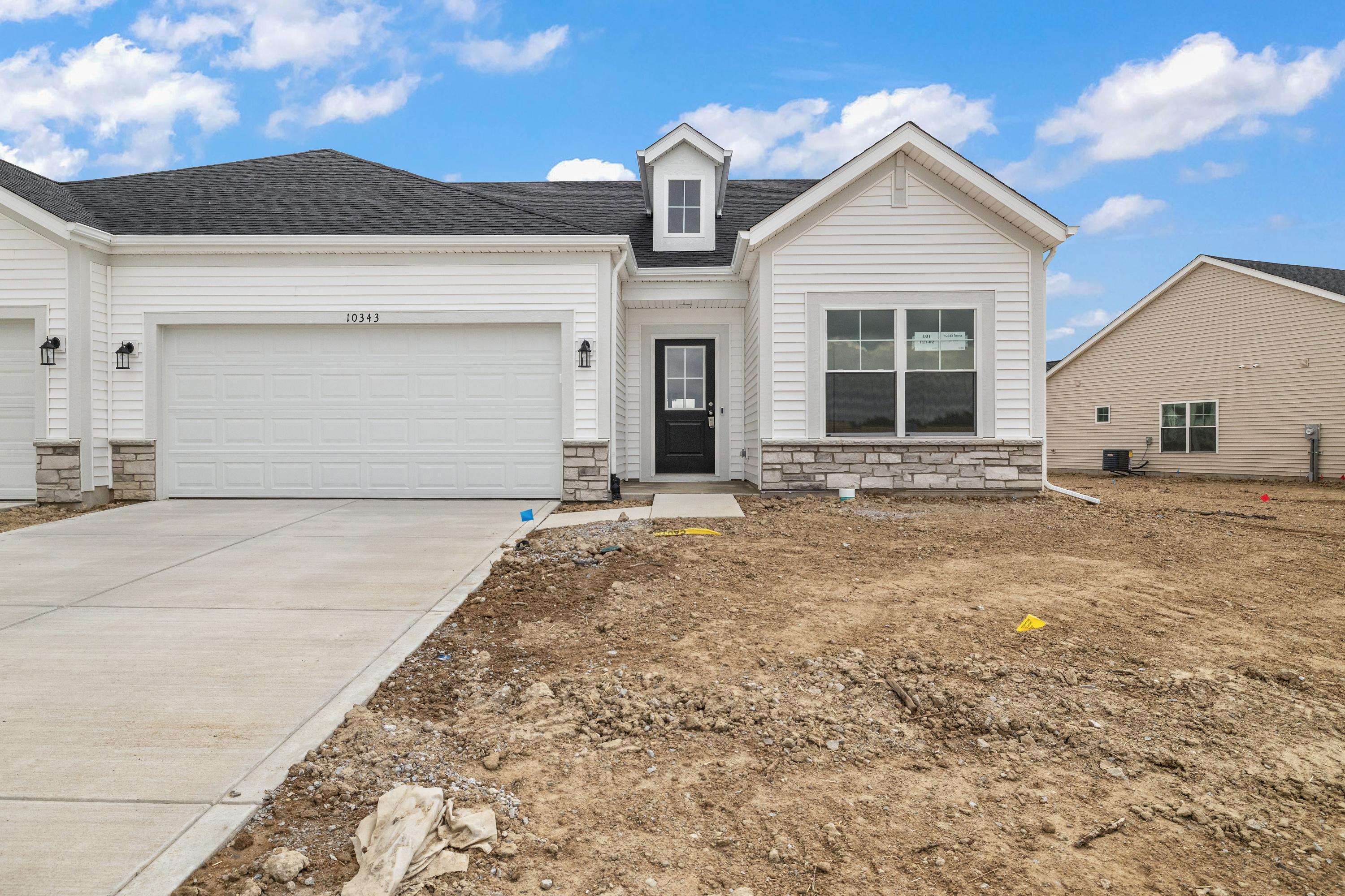 10343 Iowa Street — photo