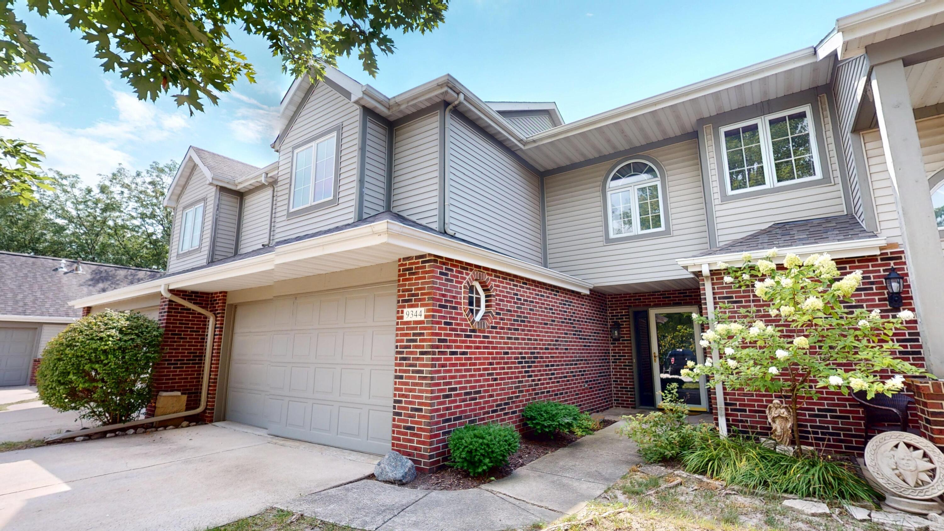 9344 Van Buren Street — photo