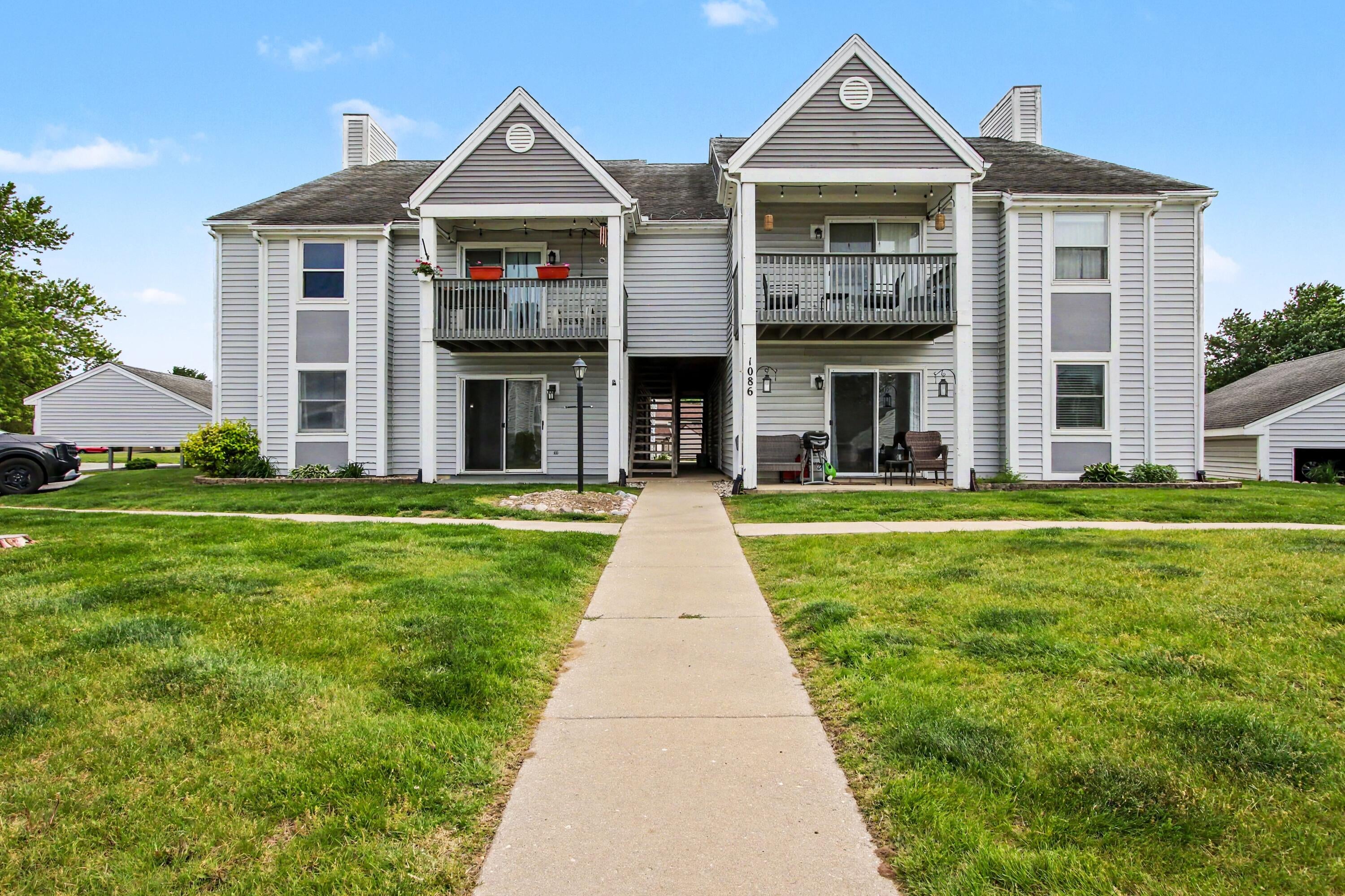 1086 Millpond, Unit B Road — photo