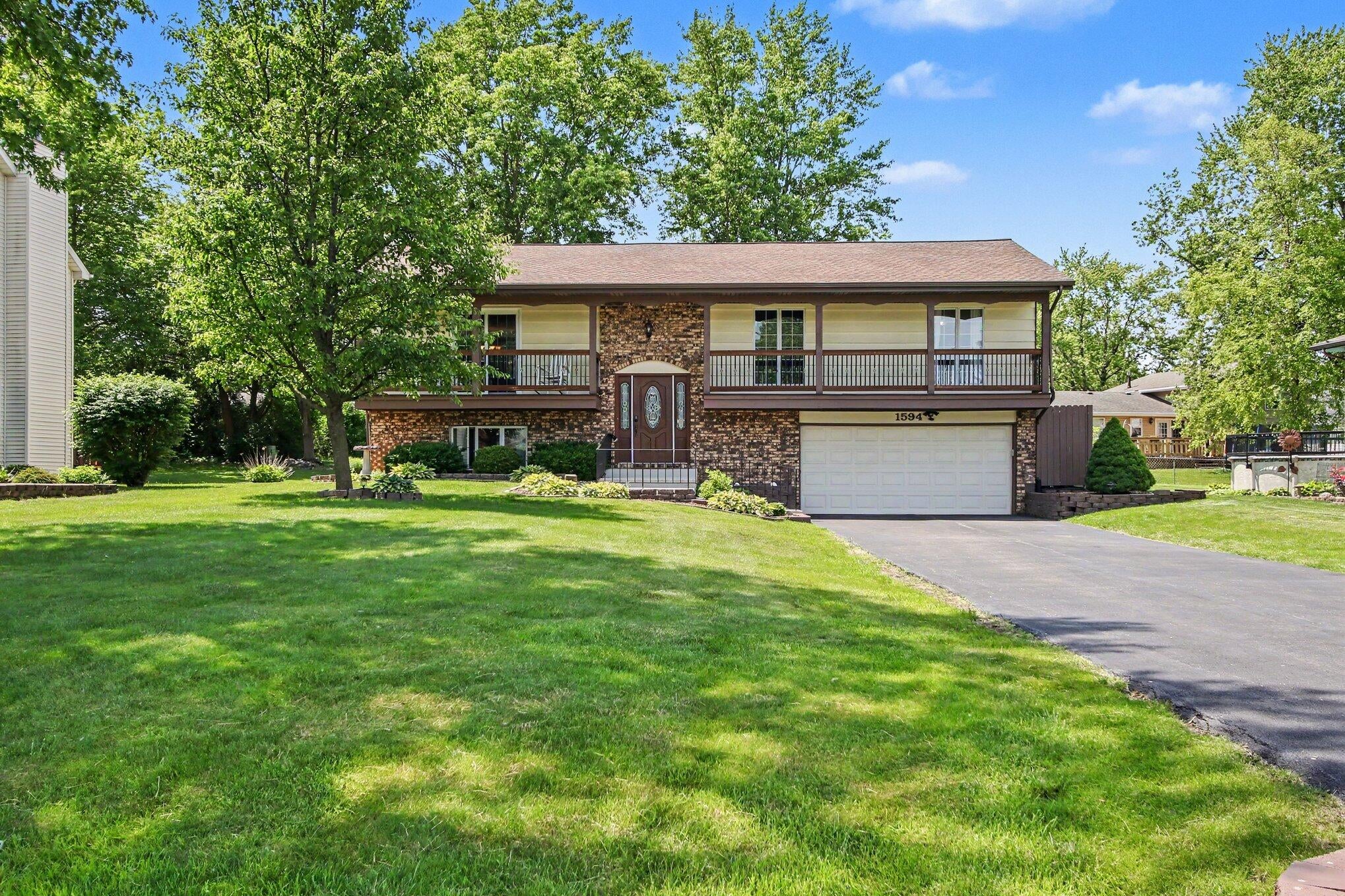 1594 Sunnyslope Drive — photo