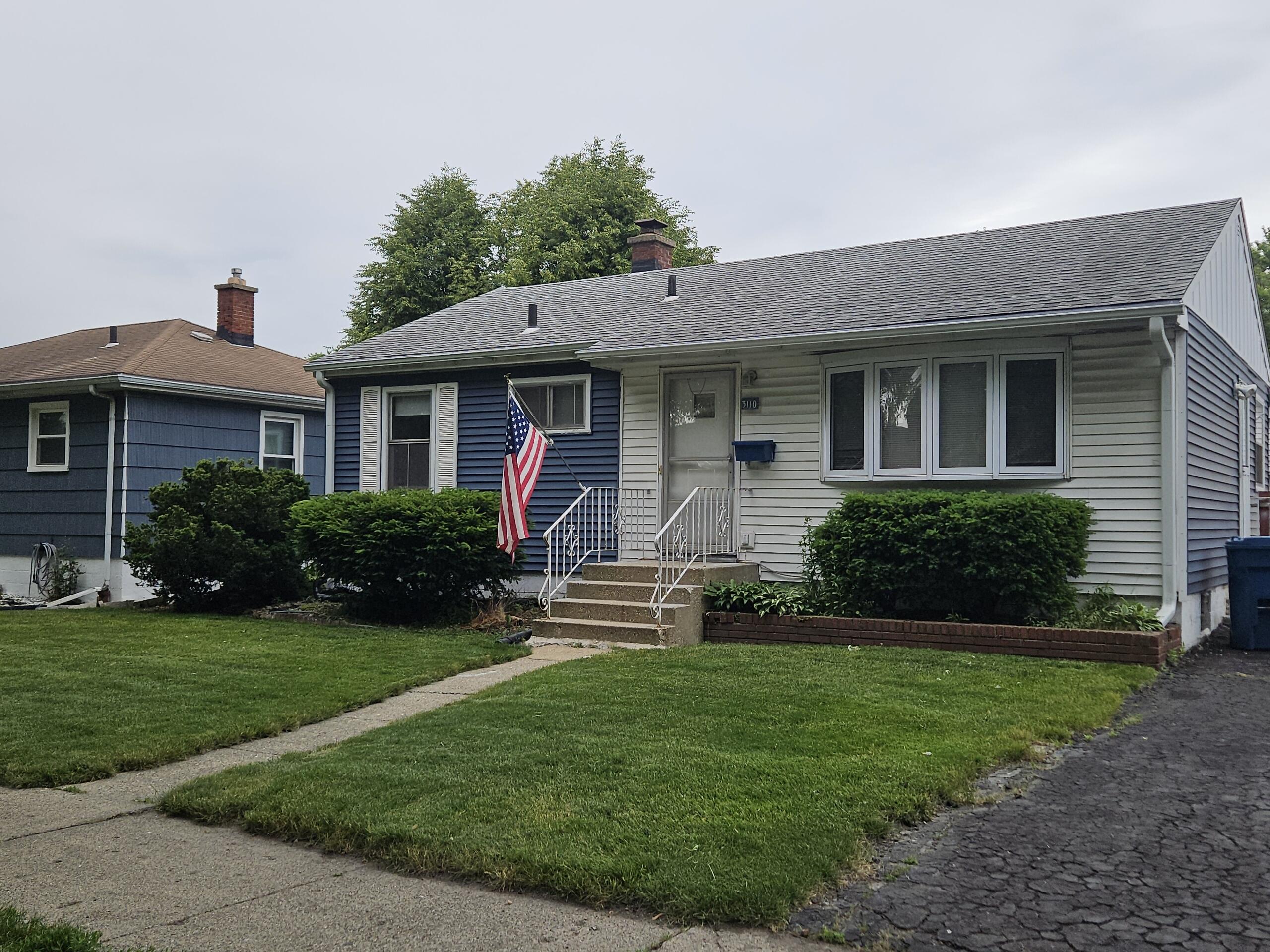 3110 Duluth Street — photo