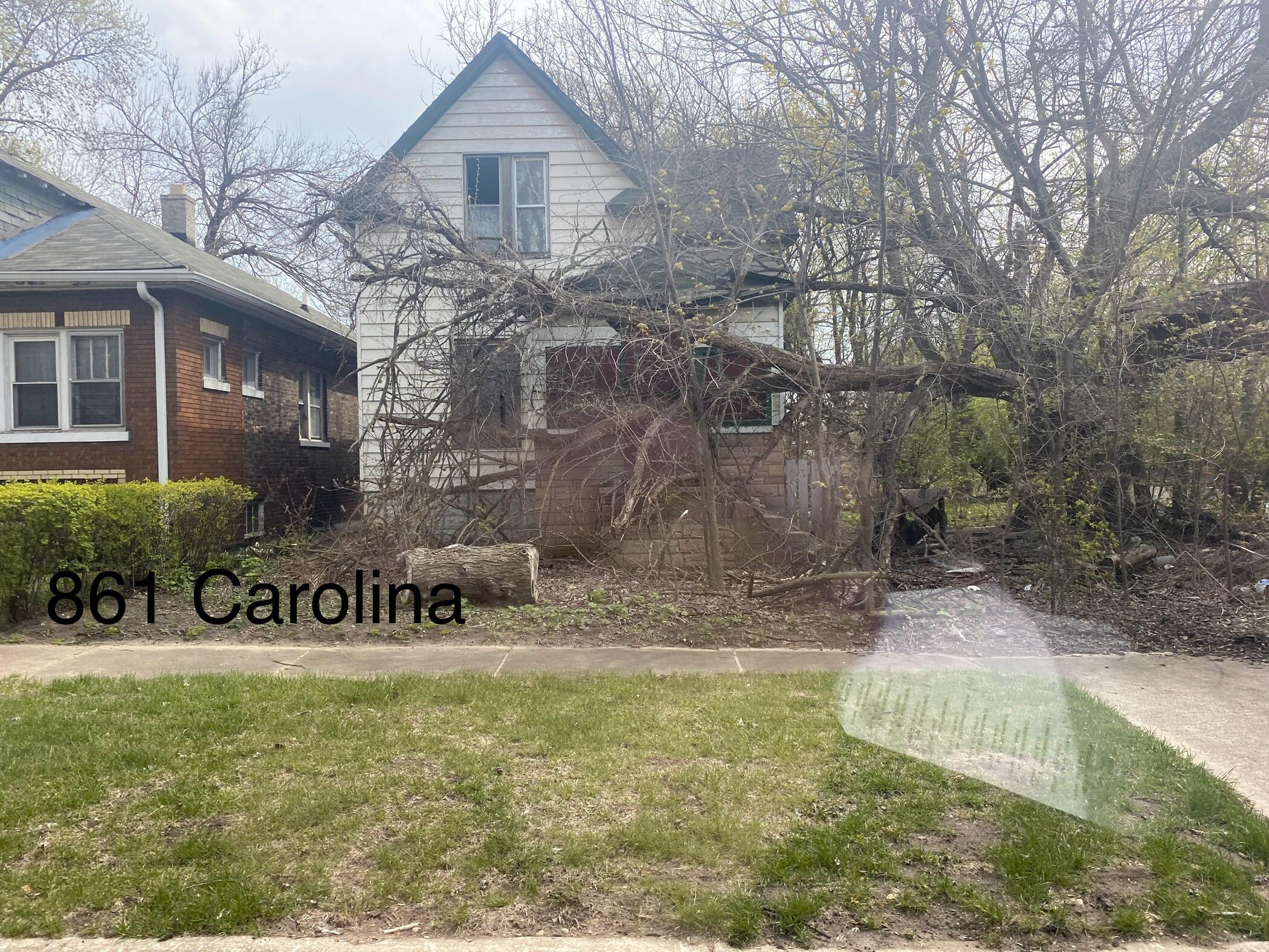 861 Carolina Street — photo