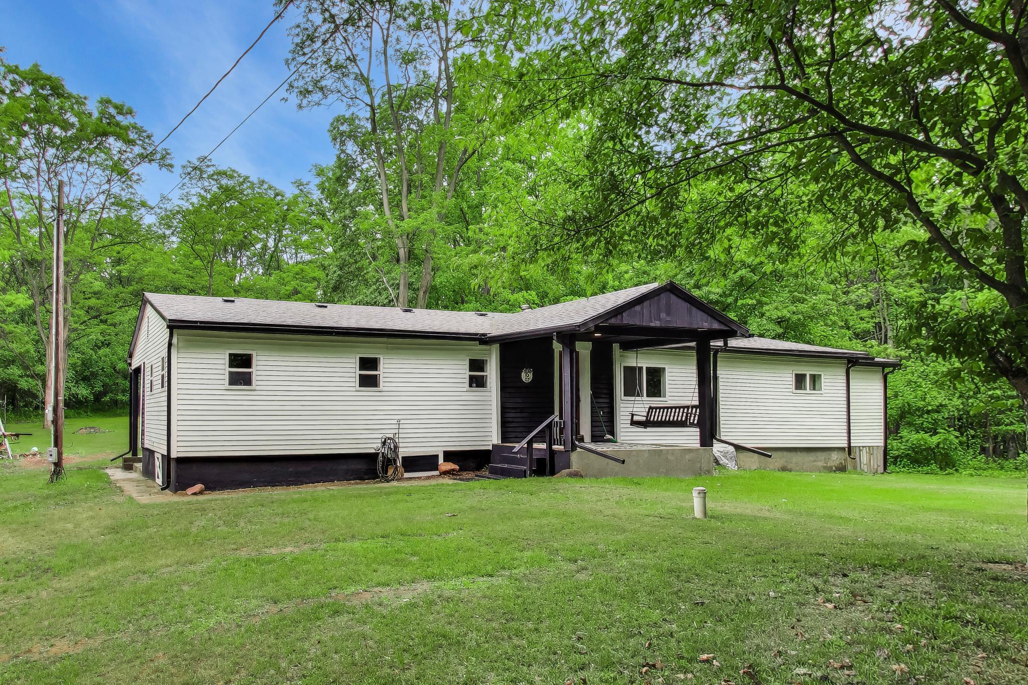 6788 N 400 W — photo
