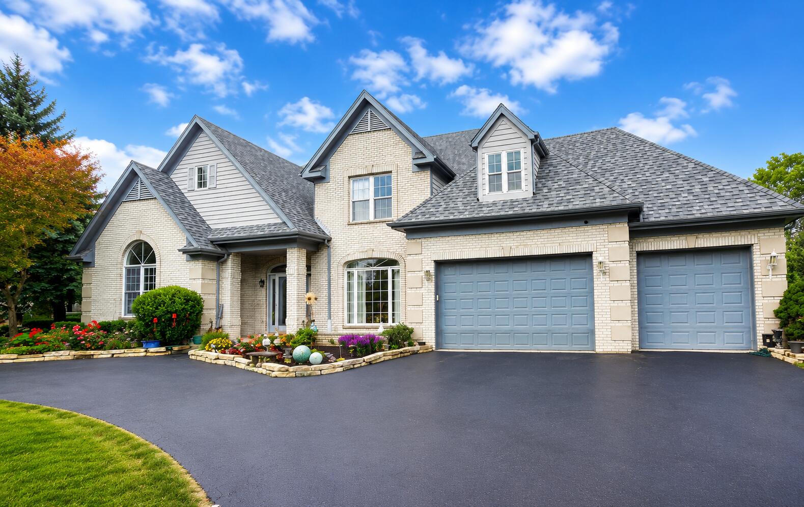 1301 Ballybunion Court — photo