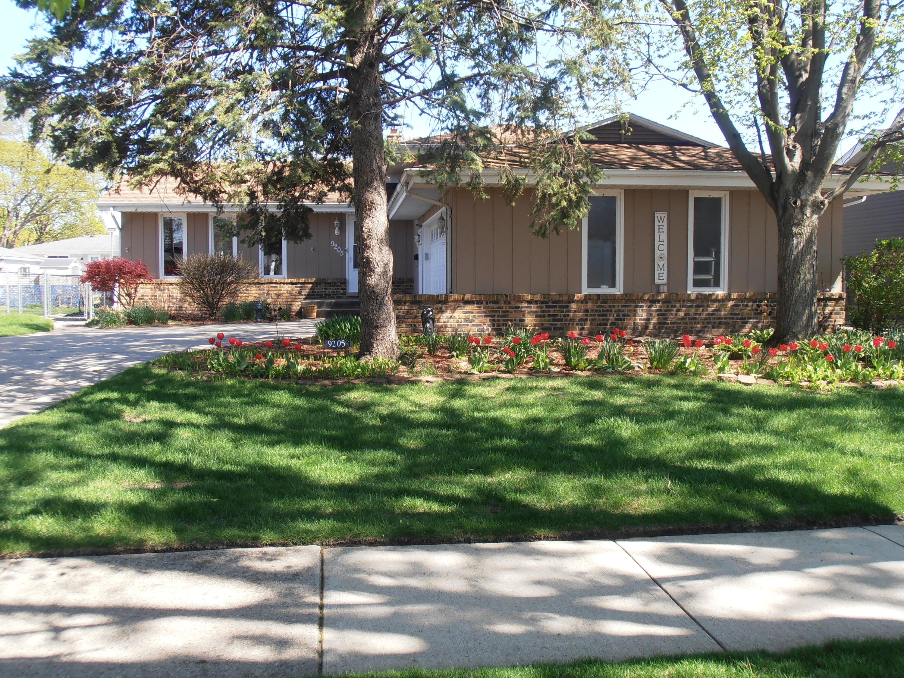 9205 Idlewild Drive — photo