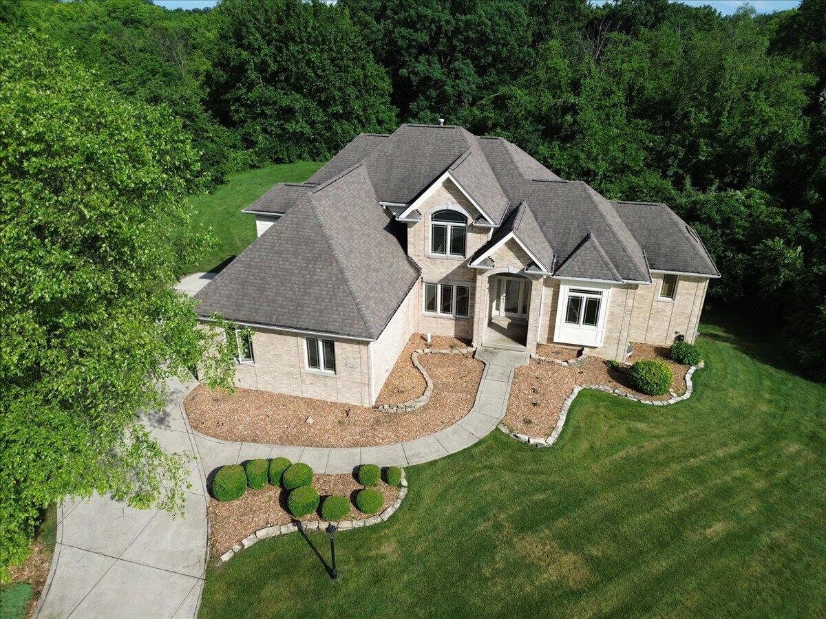 8751 Bridgewater Court — photo