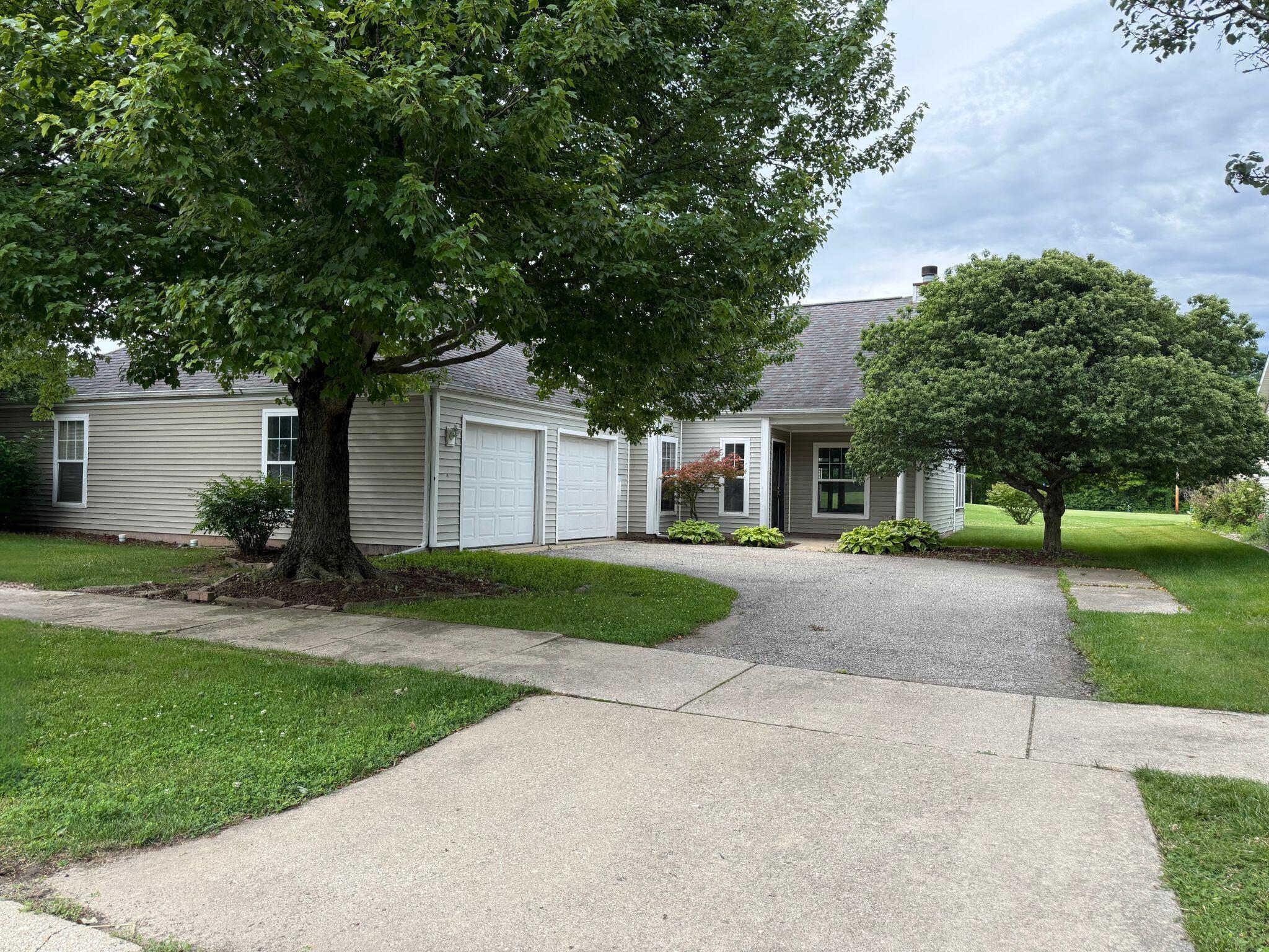 9247 Norris Drive — photo
