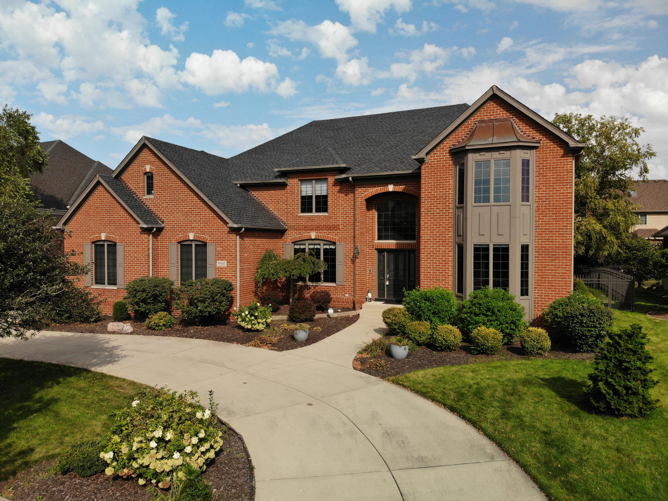 9937 Tanglewood Court — photo