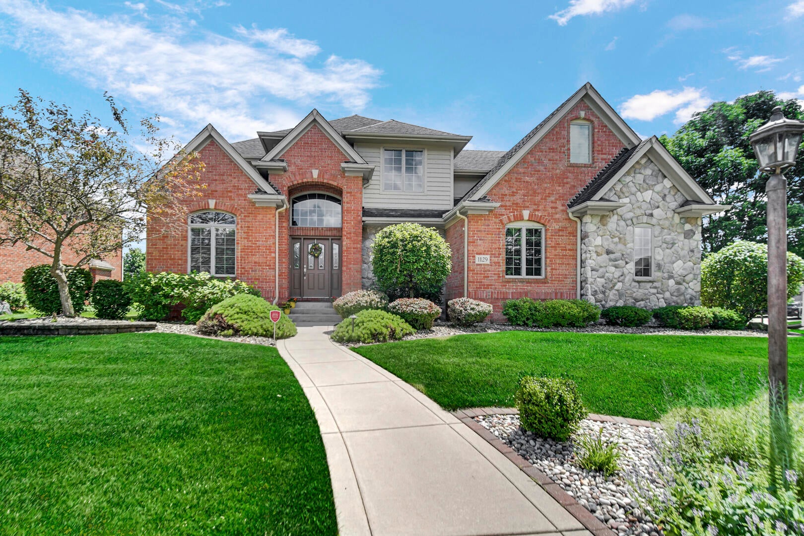 1129 Wellington Terrace — photo