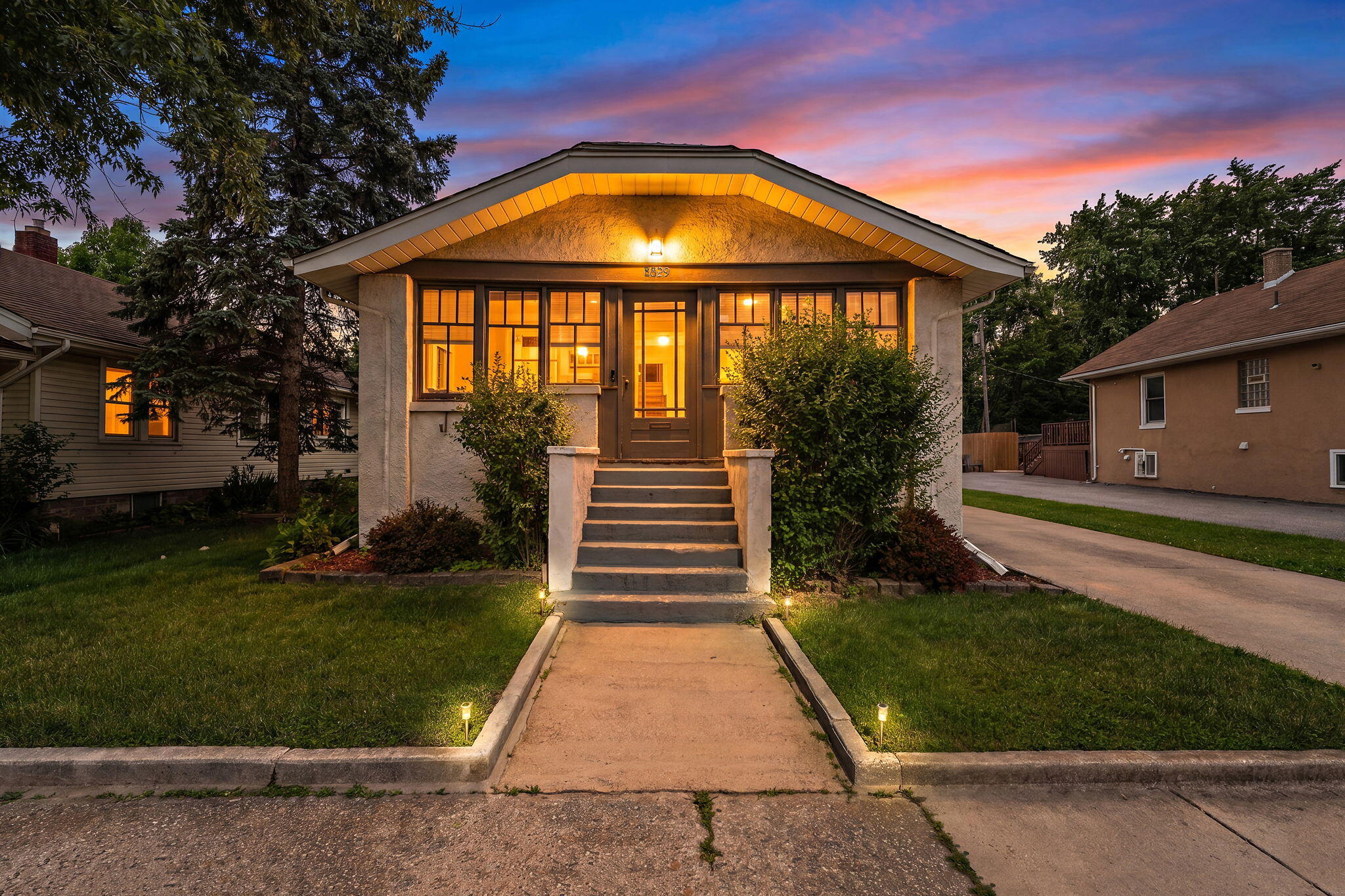 8829 Parrish Avenue — photo