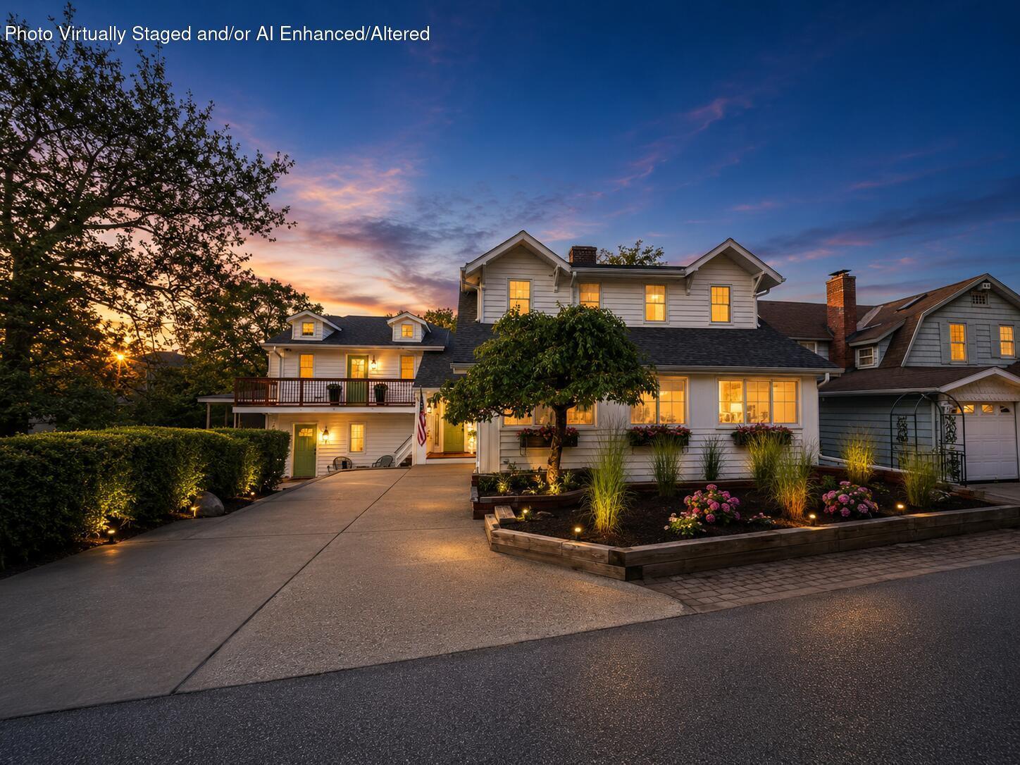 208 Lakeshore Drive — photo