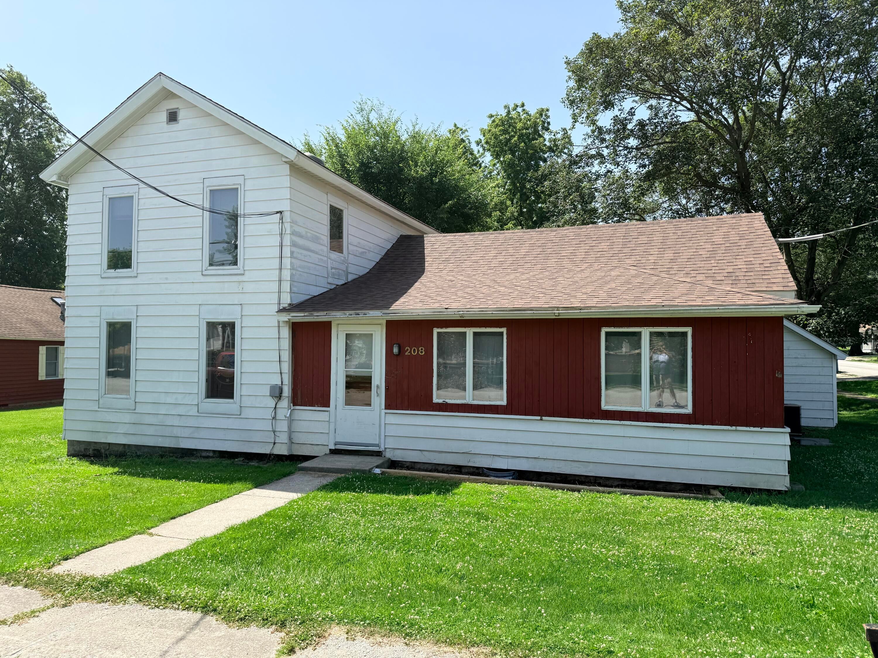 208 W Sigler Street — photo
