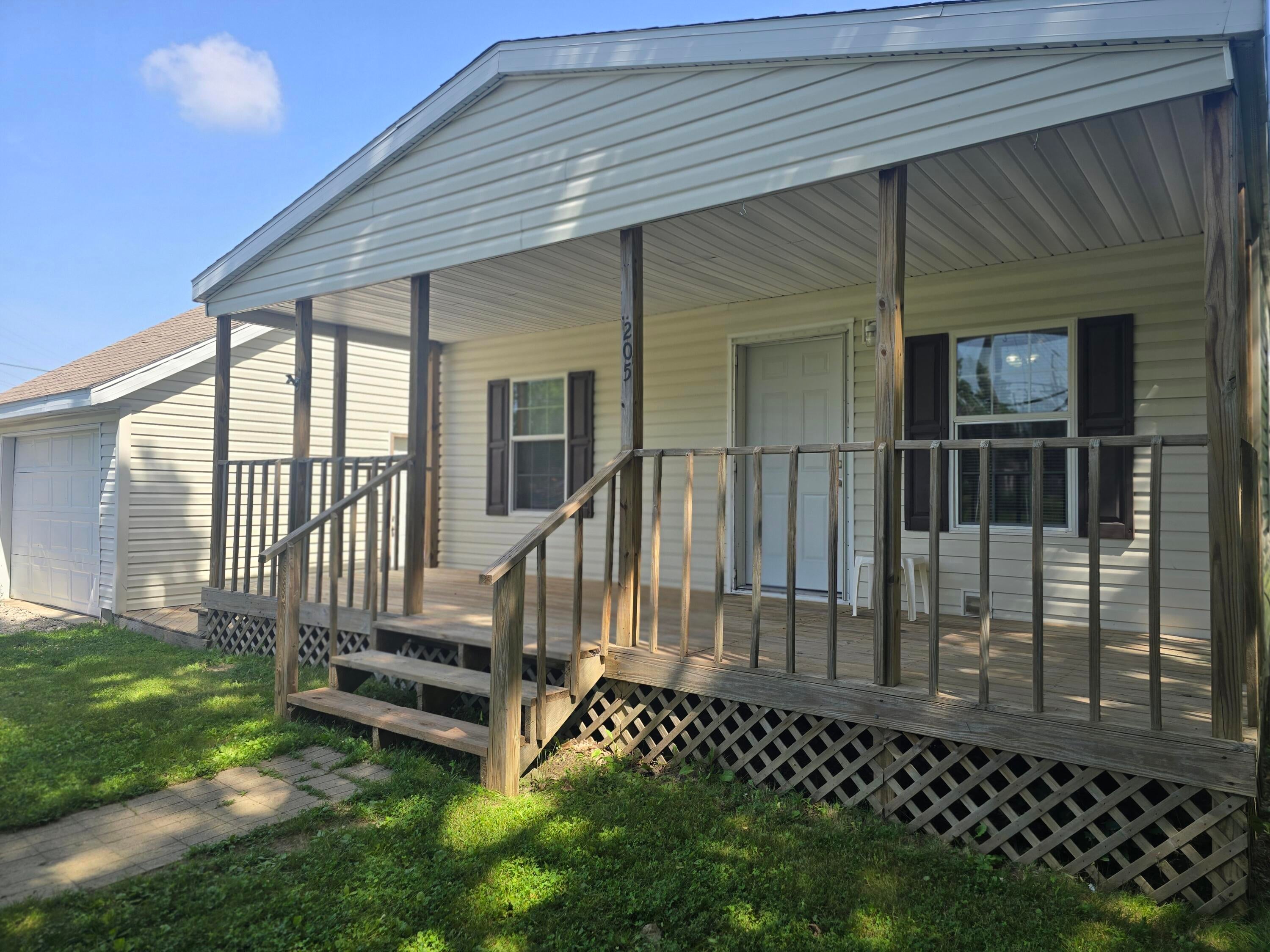 205 W Mcalpin Street — photo