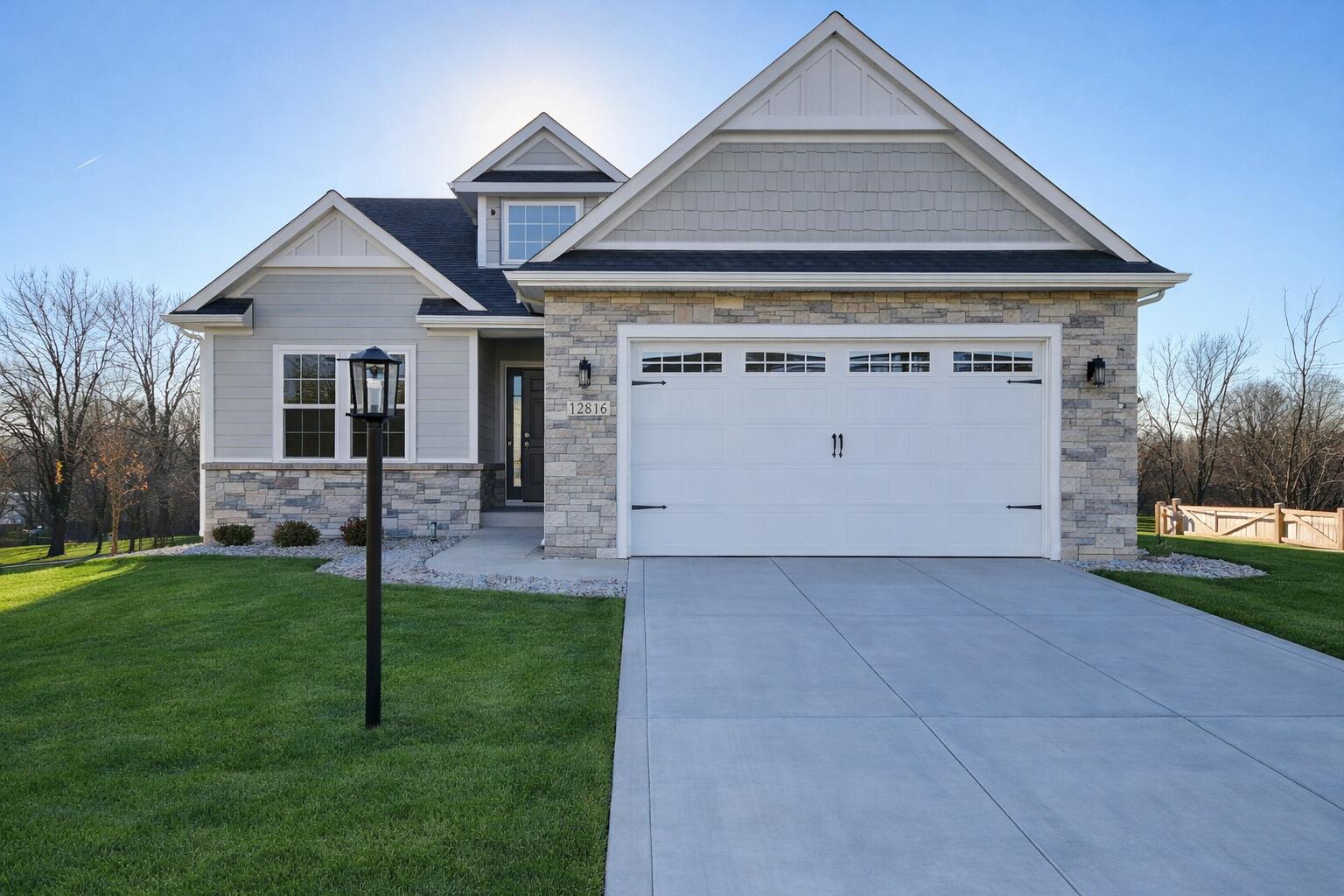 12702 Creekside Drive — photo