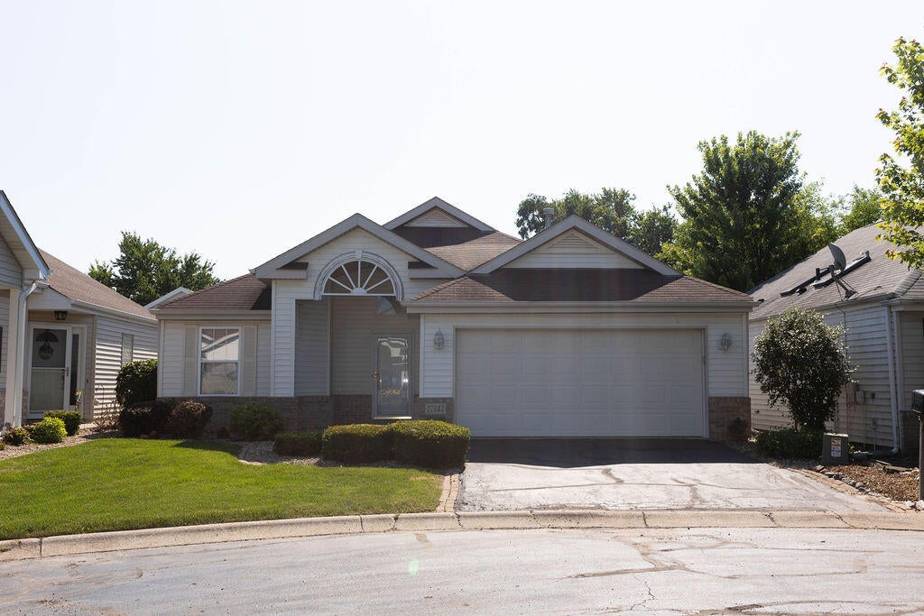 11141 Briarcliff Court — photo