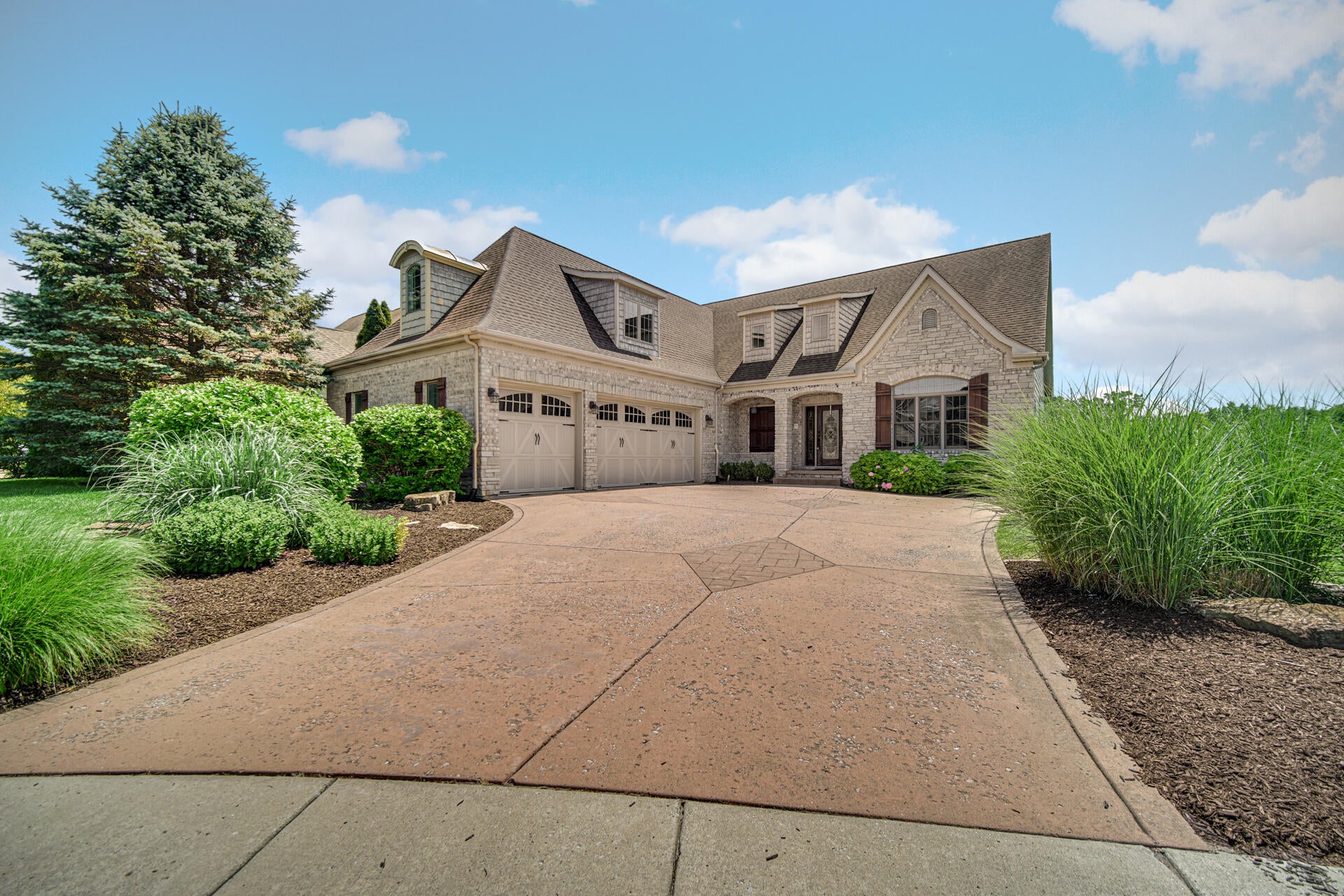 286 Overlook Court — photo