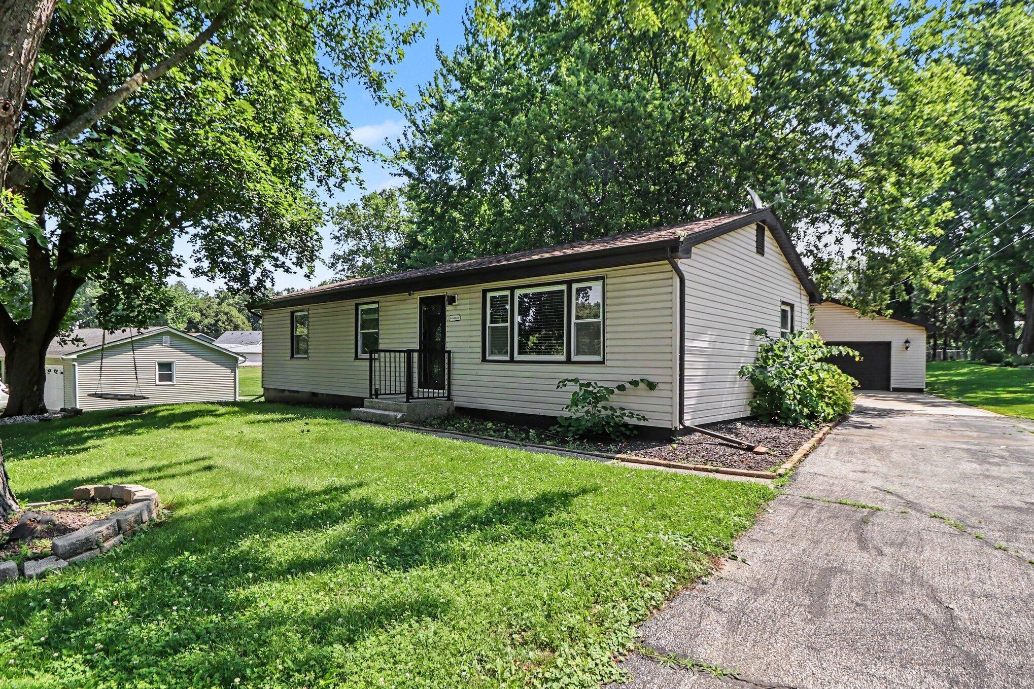 455 Marian Drive — photo