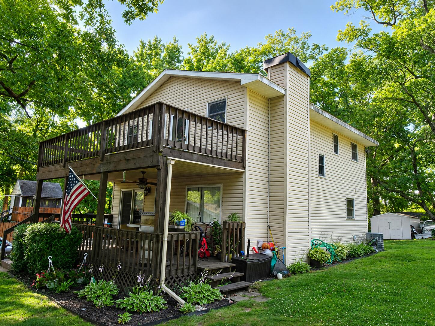 8170 N Tippecanoe Drive — photo