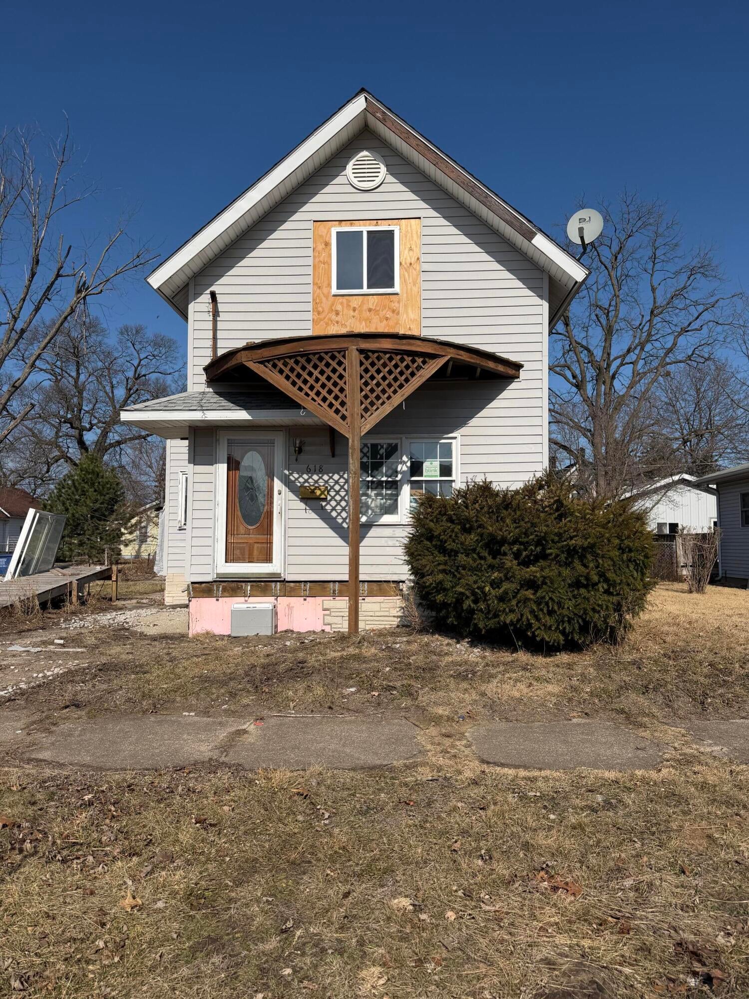 618 Dupage Street — photo