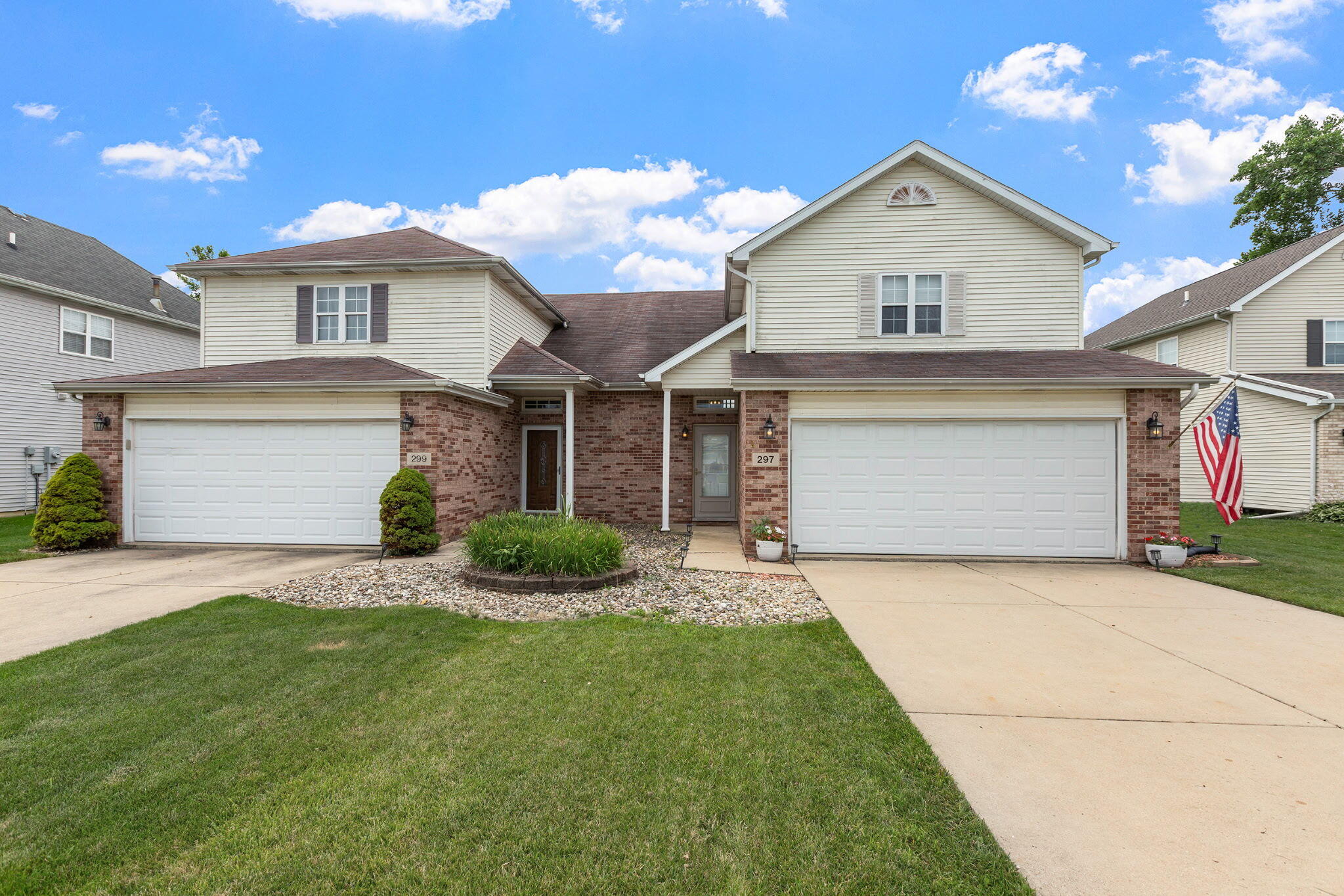 297 Fox Trail Court — photo