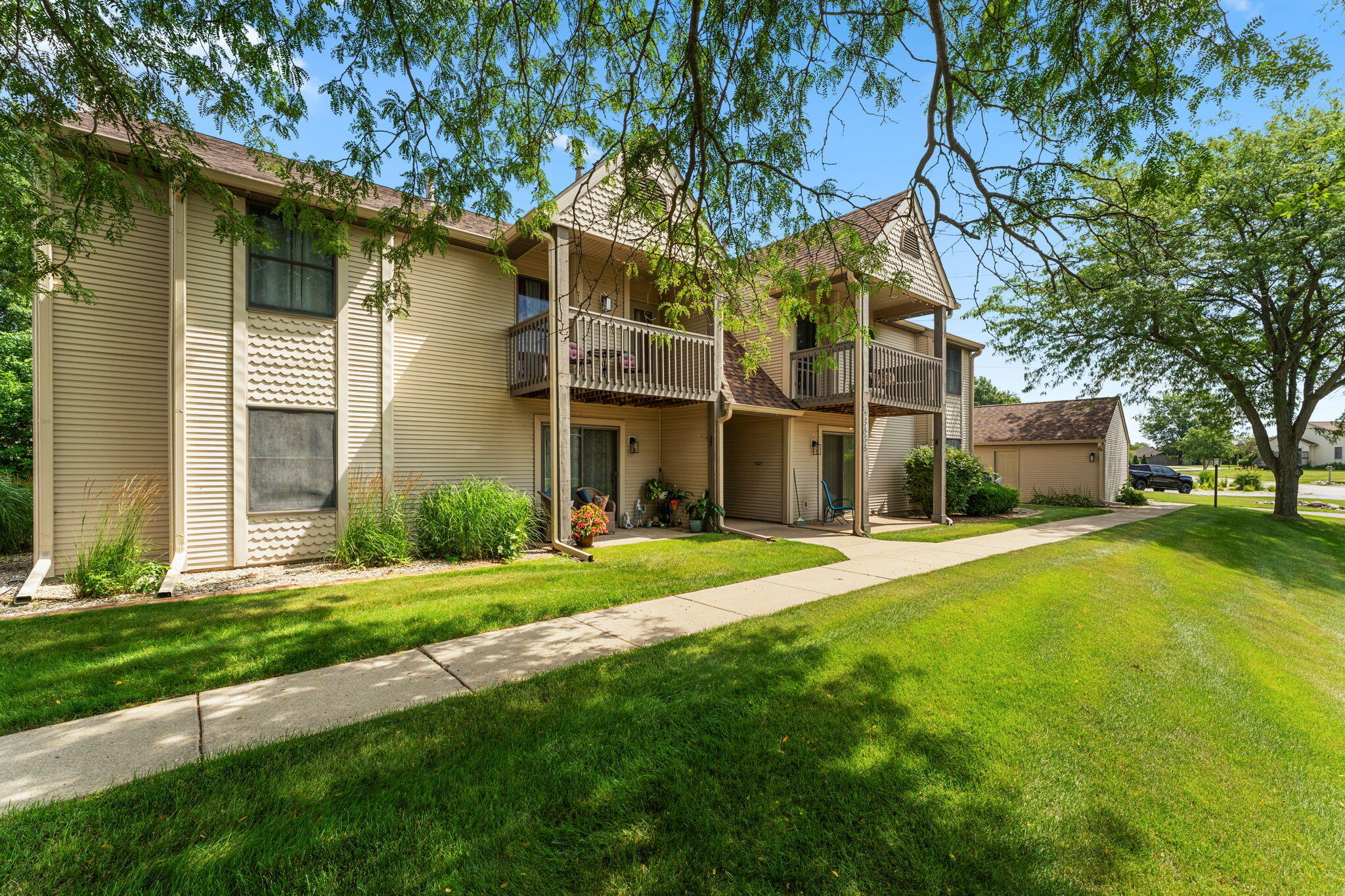3605 Timberbridge Drive #H — photo