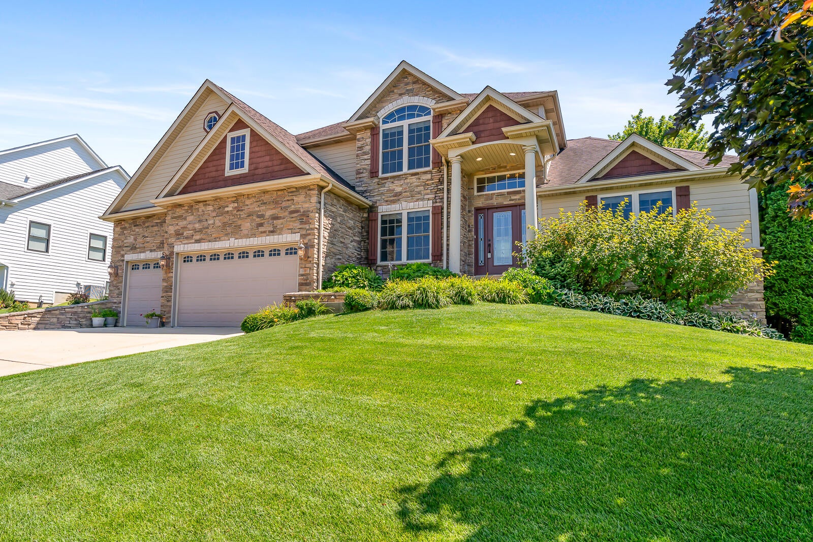 2251 Walker Drive — photo