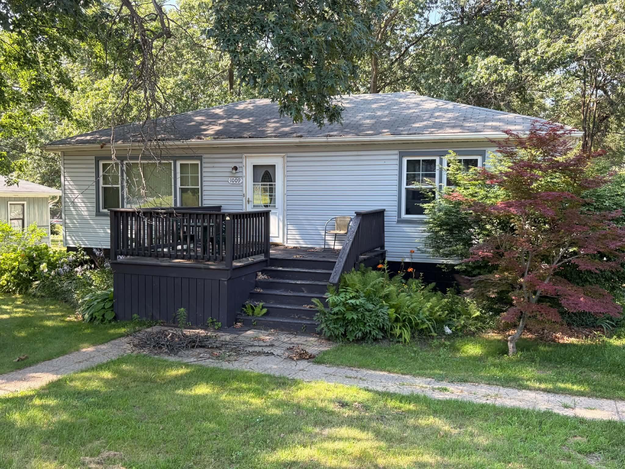 1009 Riverlane Drive — photo