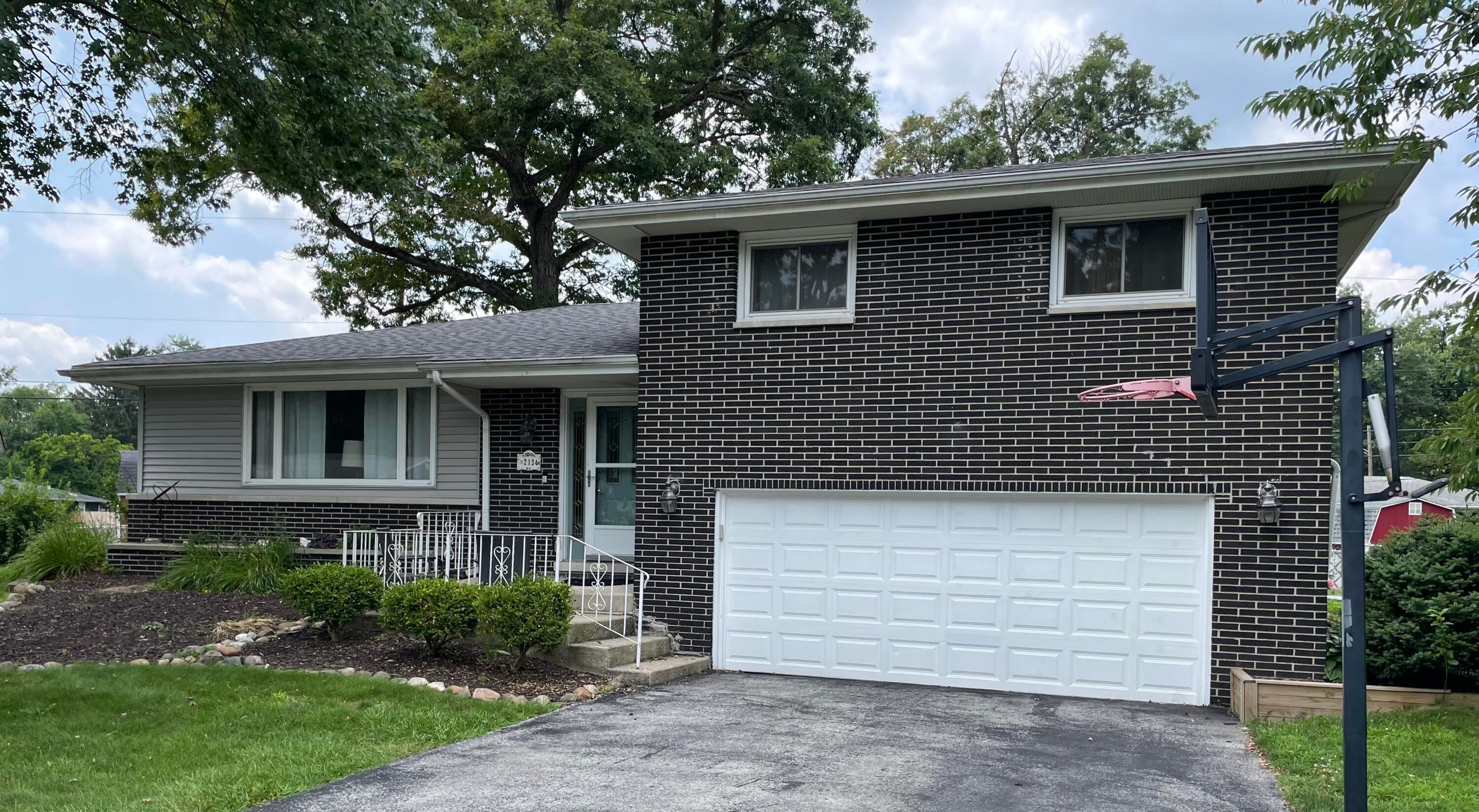 2134 W 3rd Place — photo