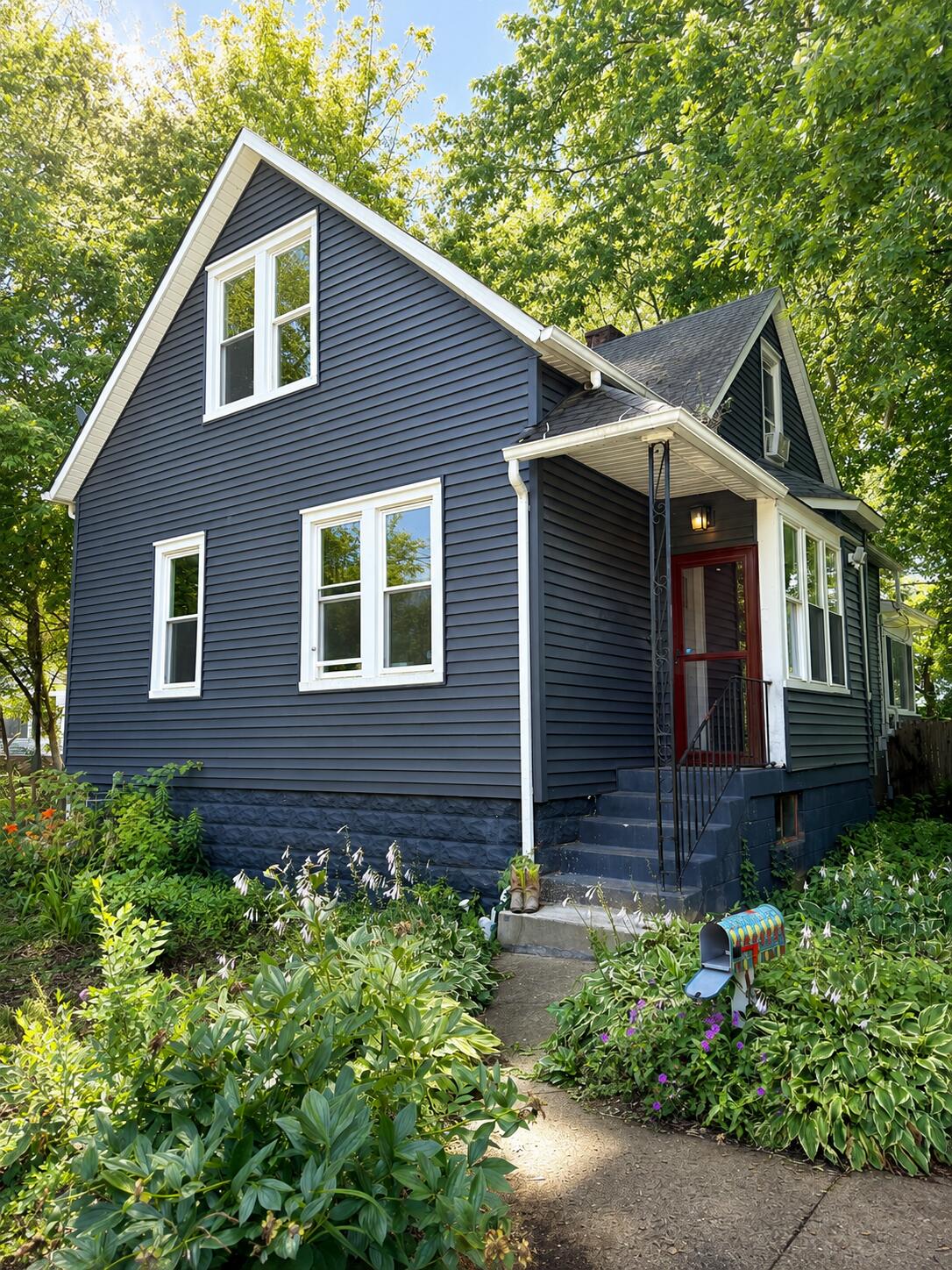 6101 E 6th Place — photo