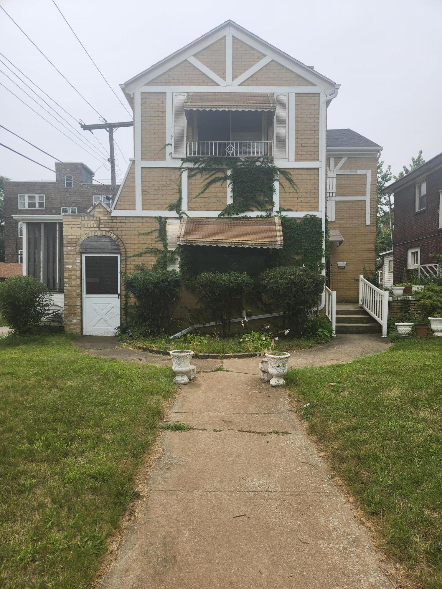 2025 W 4th Place — photo