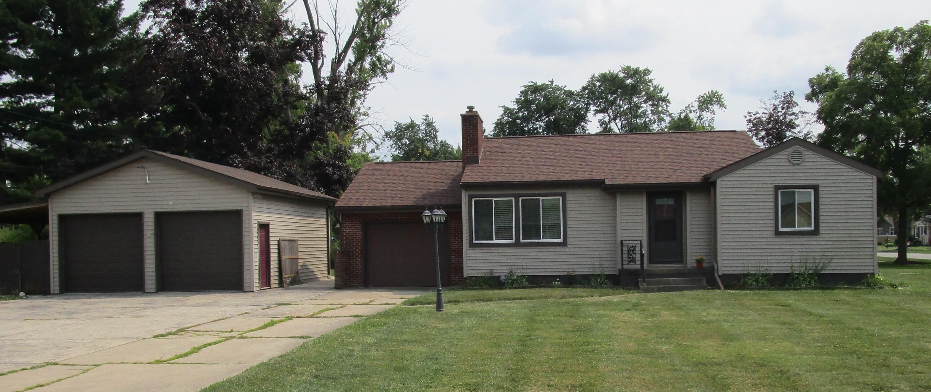 1105 E Rand Street — photo