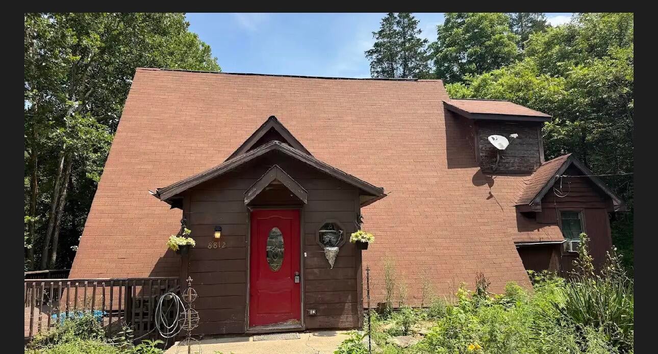 8812 E Little Doe Run Road — photo