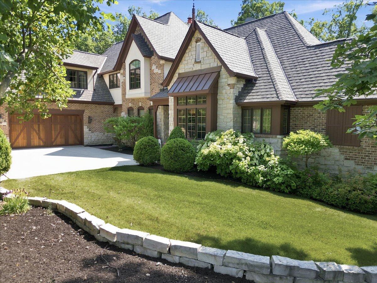 1009 Foy Court — photo
