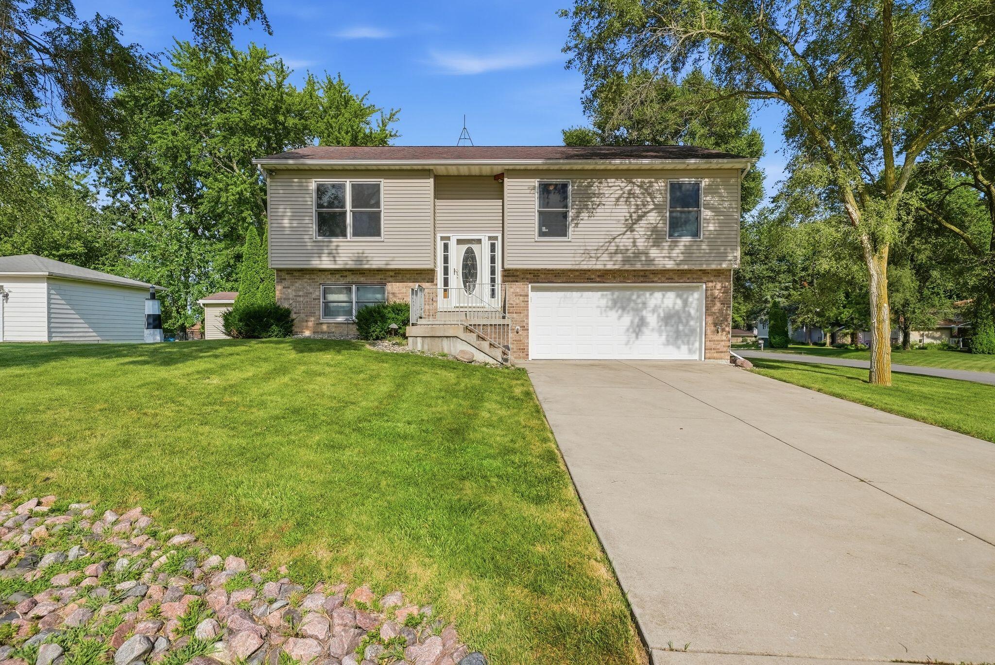 3909 Brookside Drive — photo