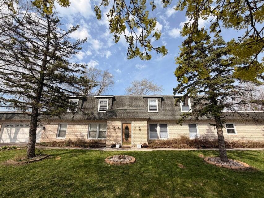 7932-7934 Whitcomb Street — photo