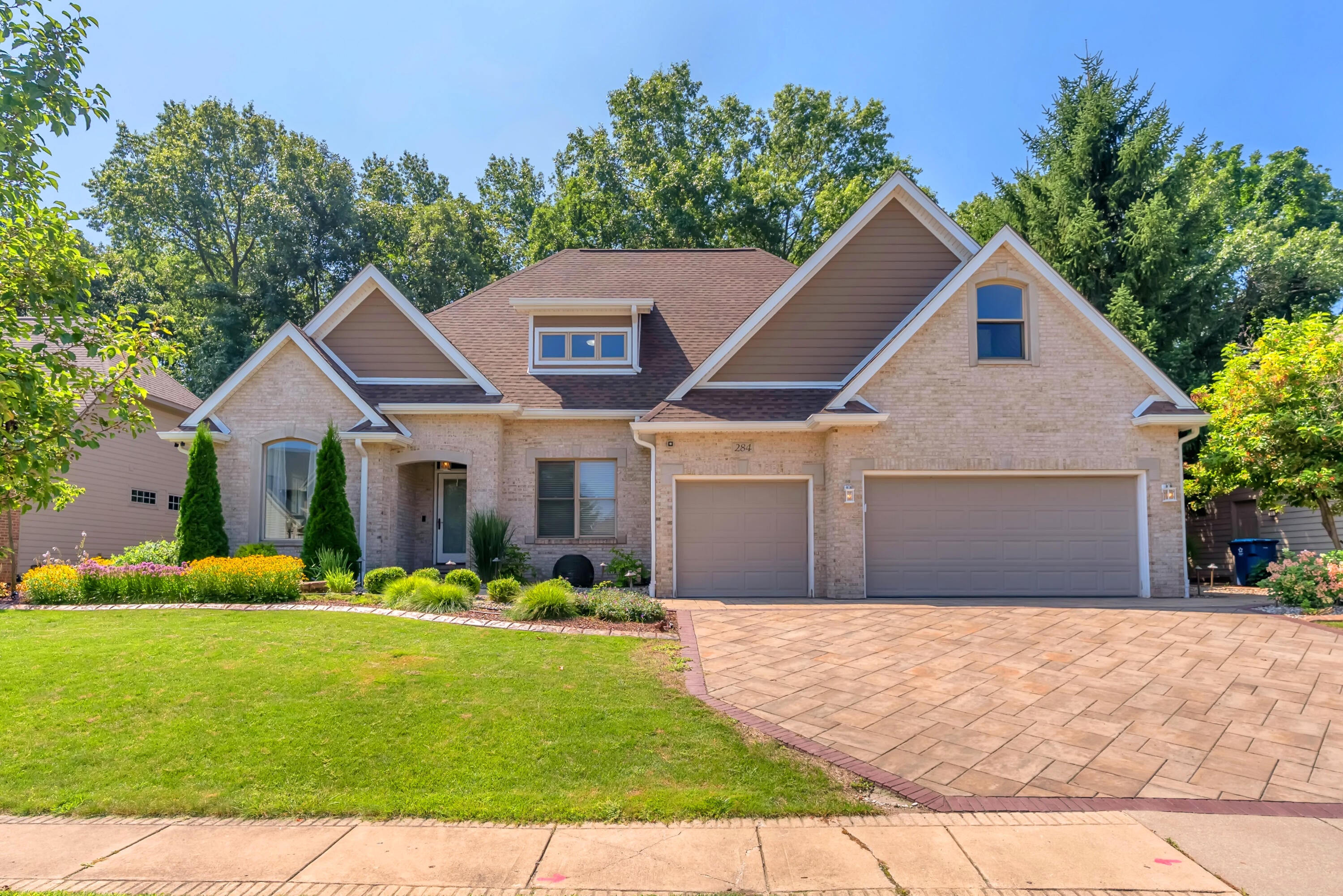 284 Muirfield Drive — photo